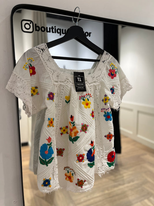 Blouse à broderies fleurs S/M