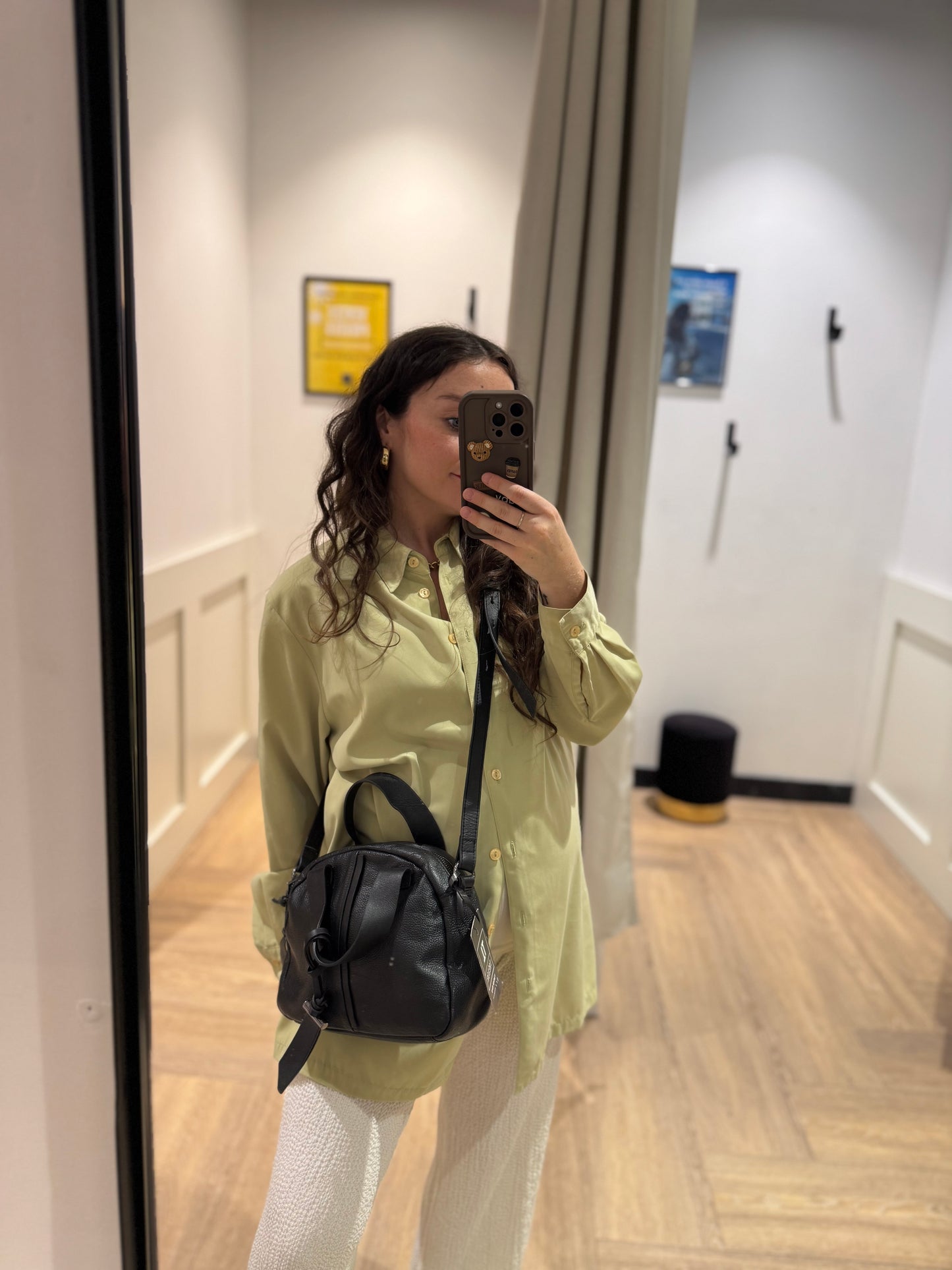 Sac en cuir noir à bandoulière