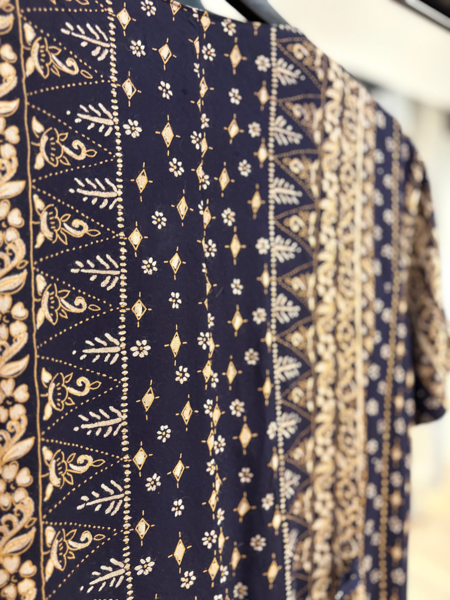 Robe vintage à motifs L