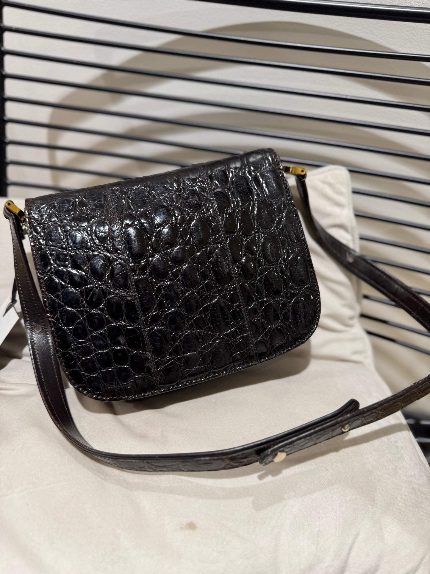 Sac à main vintage vernis