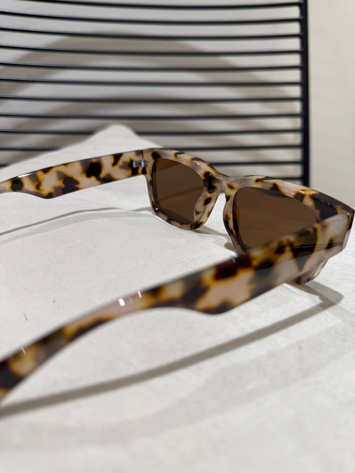 Lunettes de soleil écaille