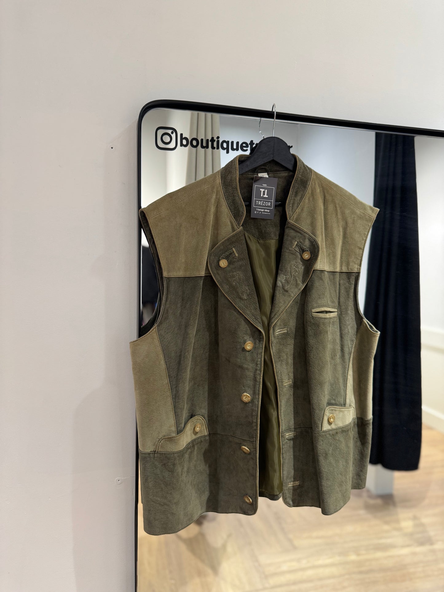 Veste sans manches en cuir XL