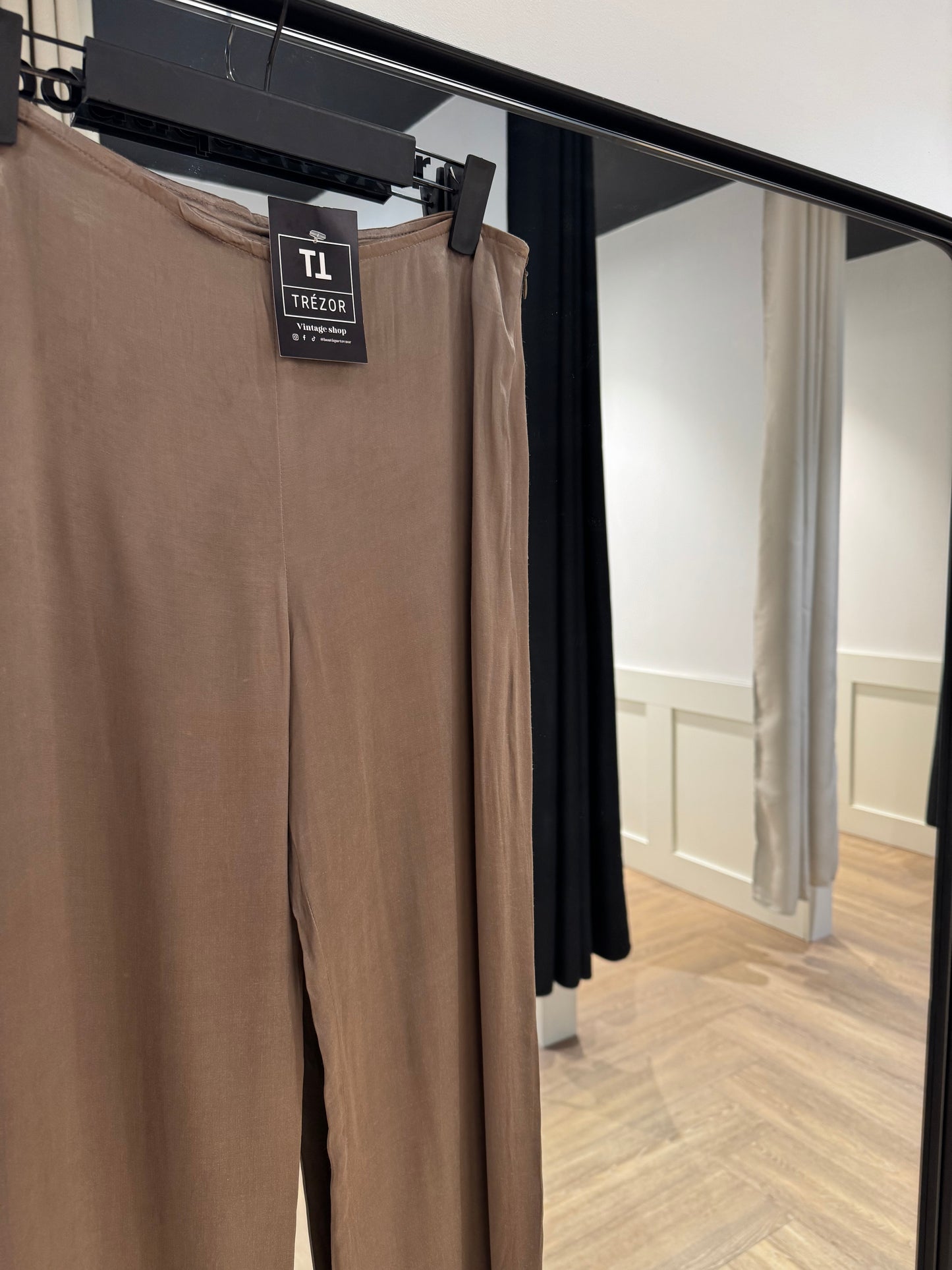 Pantalon satiné fluide 36/38
