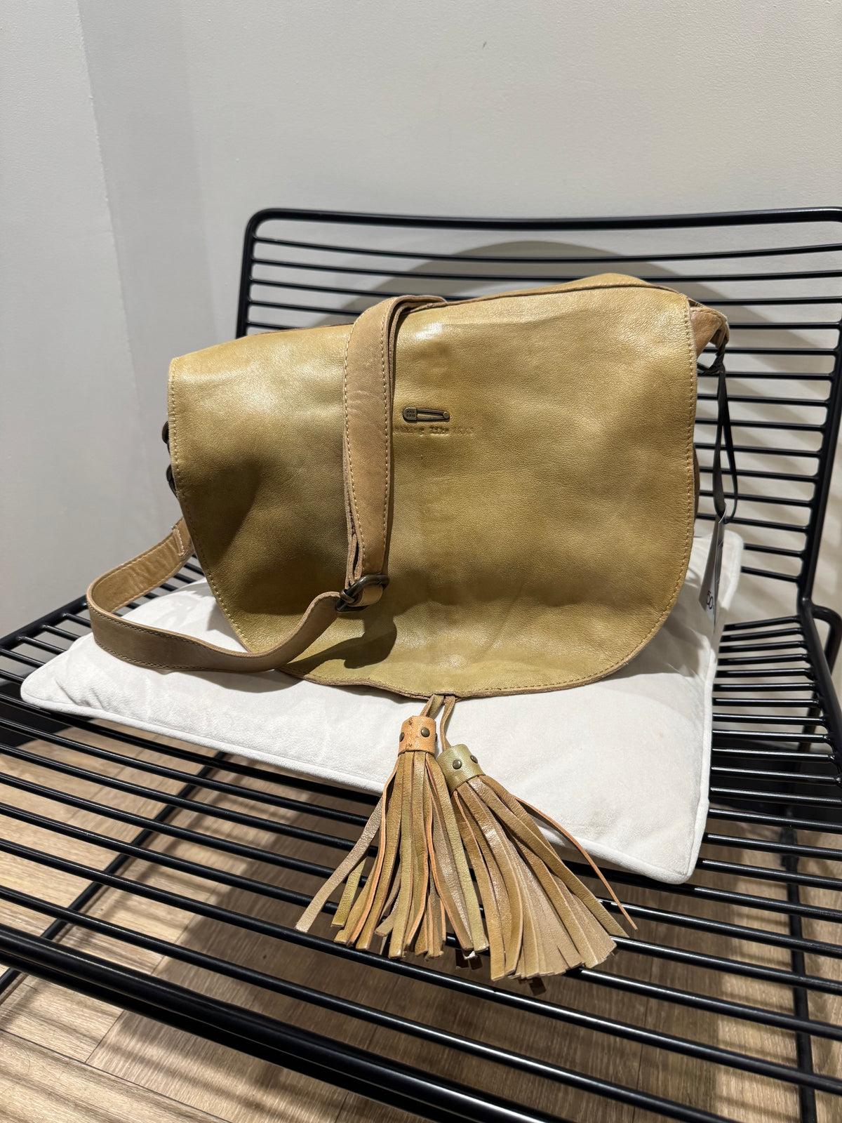 Sac besace en cuir IKKS
