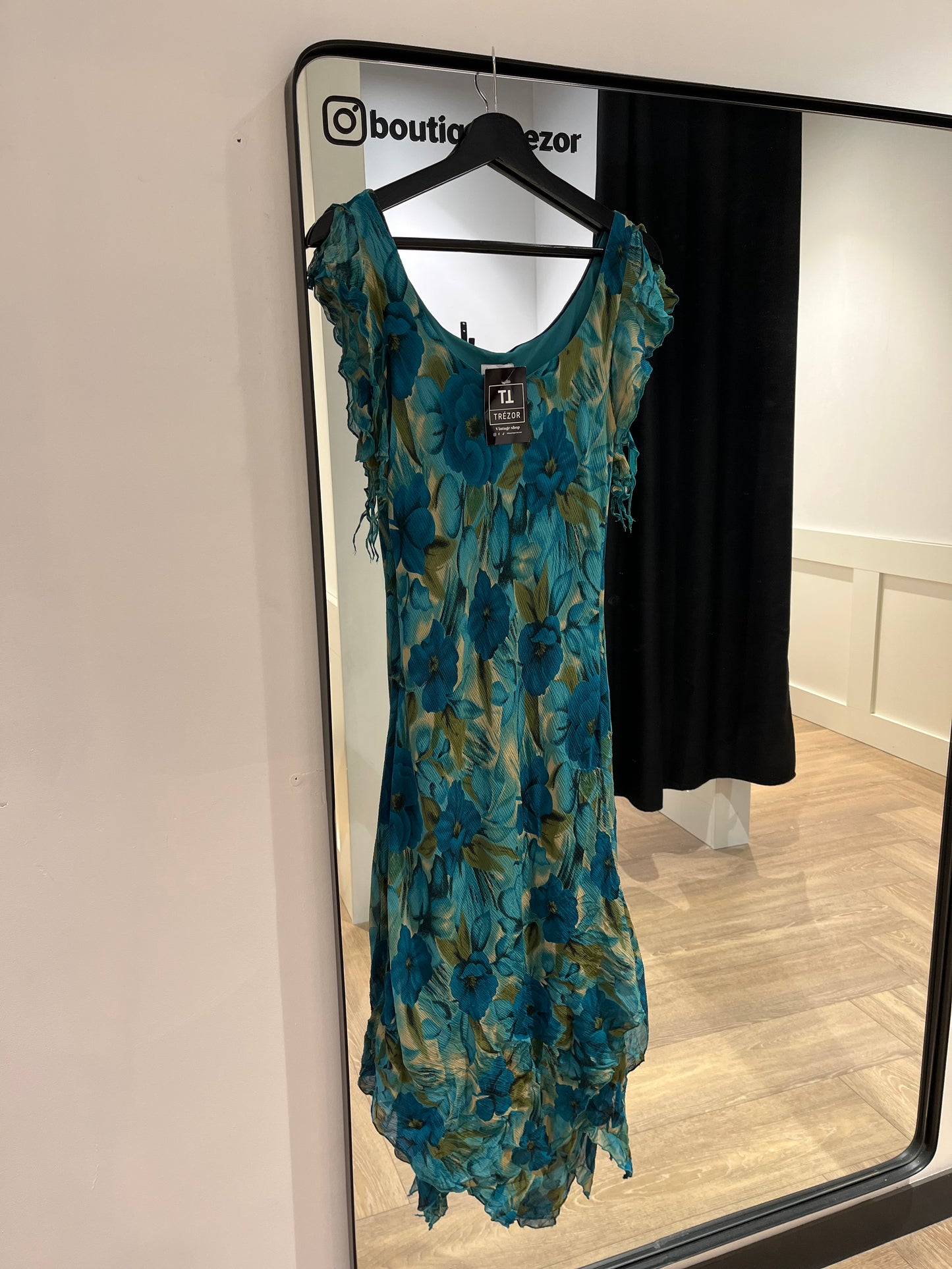 Robe à volants M