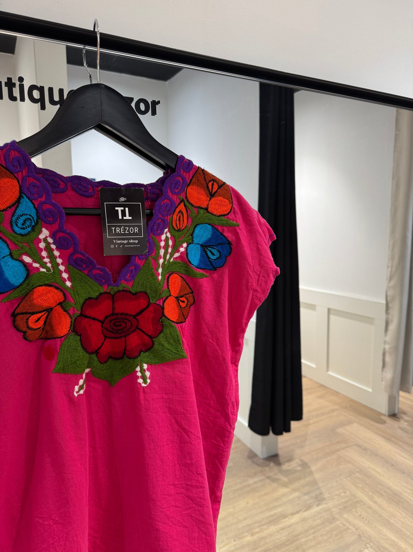 Blouse à broderies fleurs S