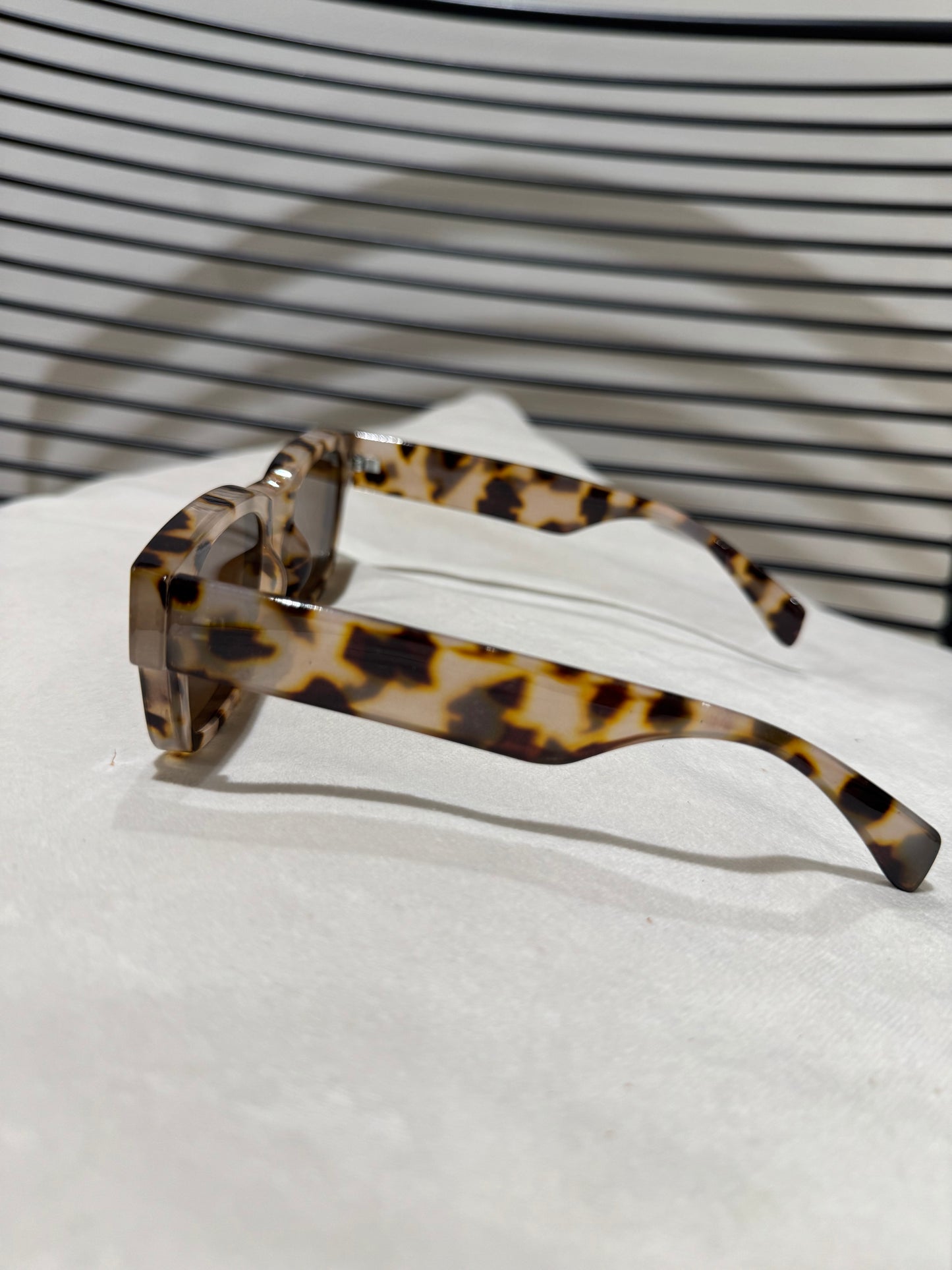 Lunettes de soleil écaille