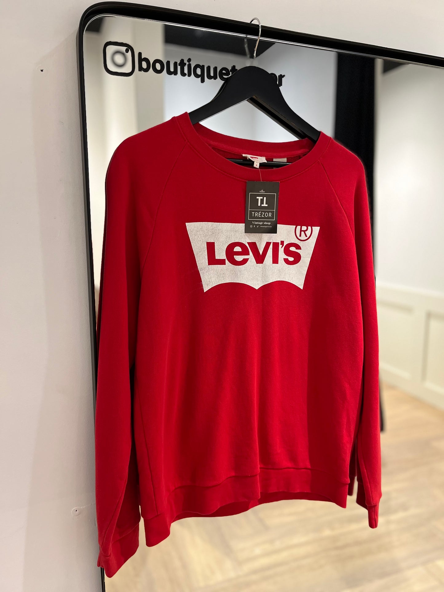 Sweat Levi’s S