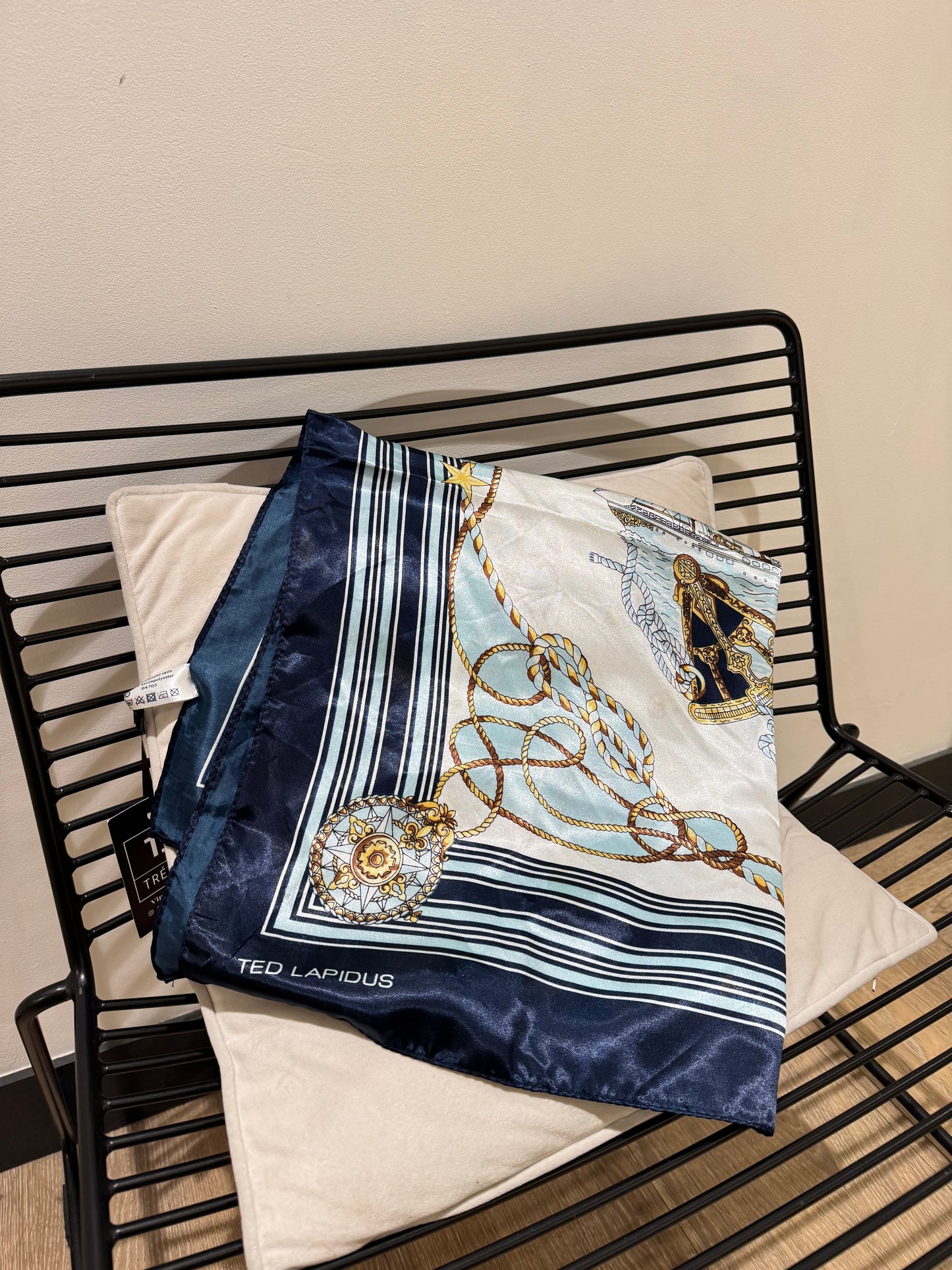 Foulard à motifs Ted Lapidus
