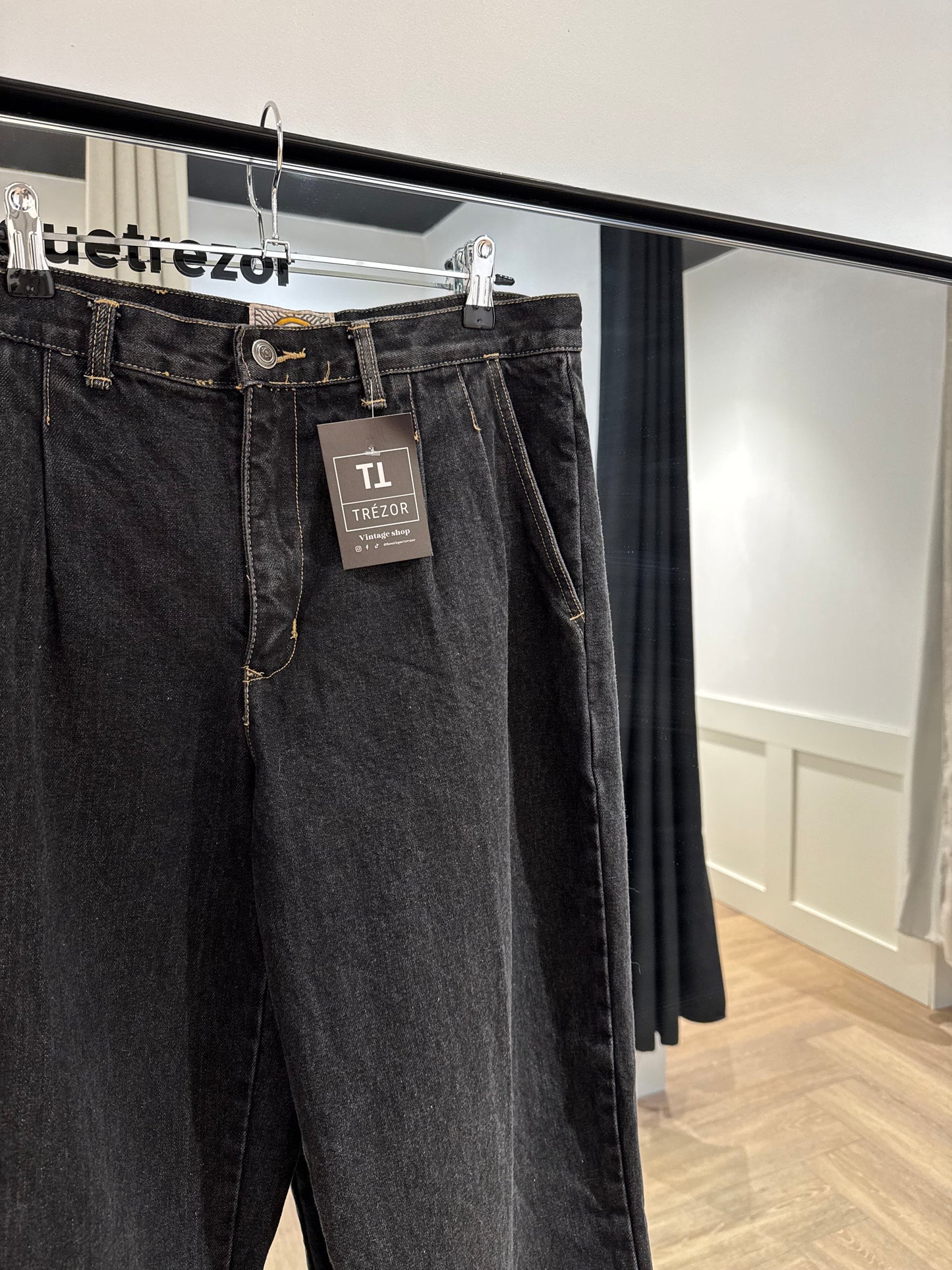 Jean vintage à pinces 44