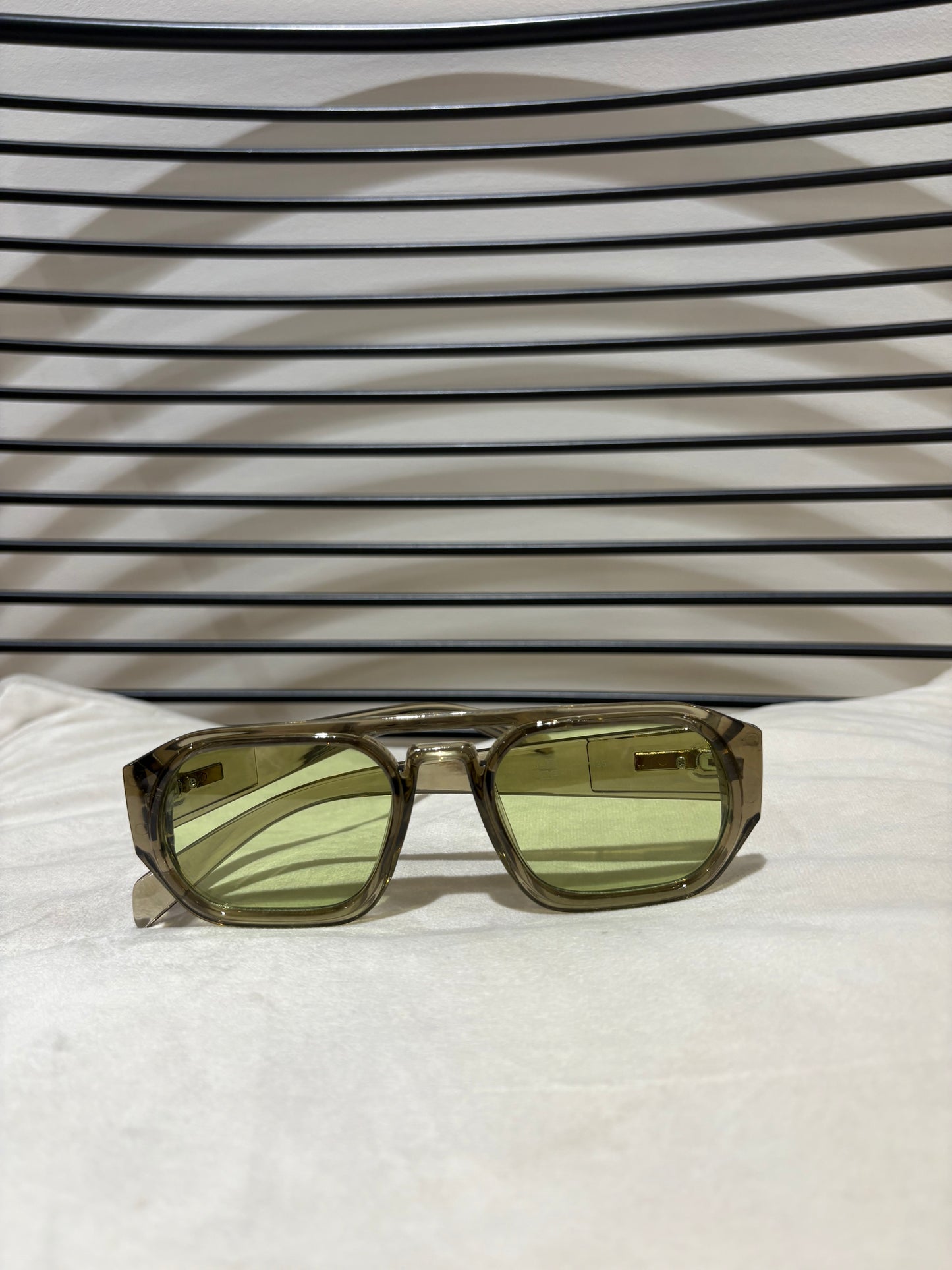 Lunettes de soleil kaki