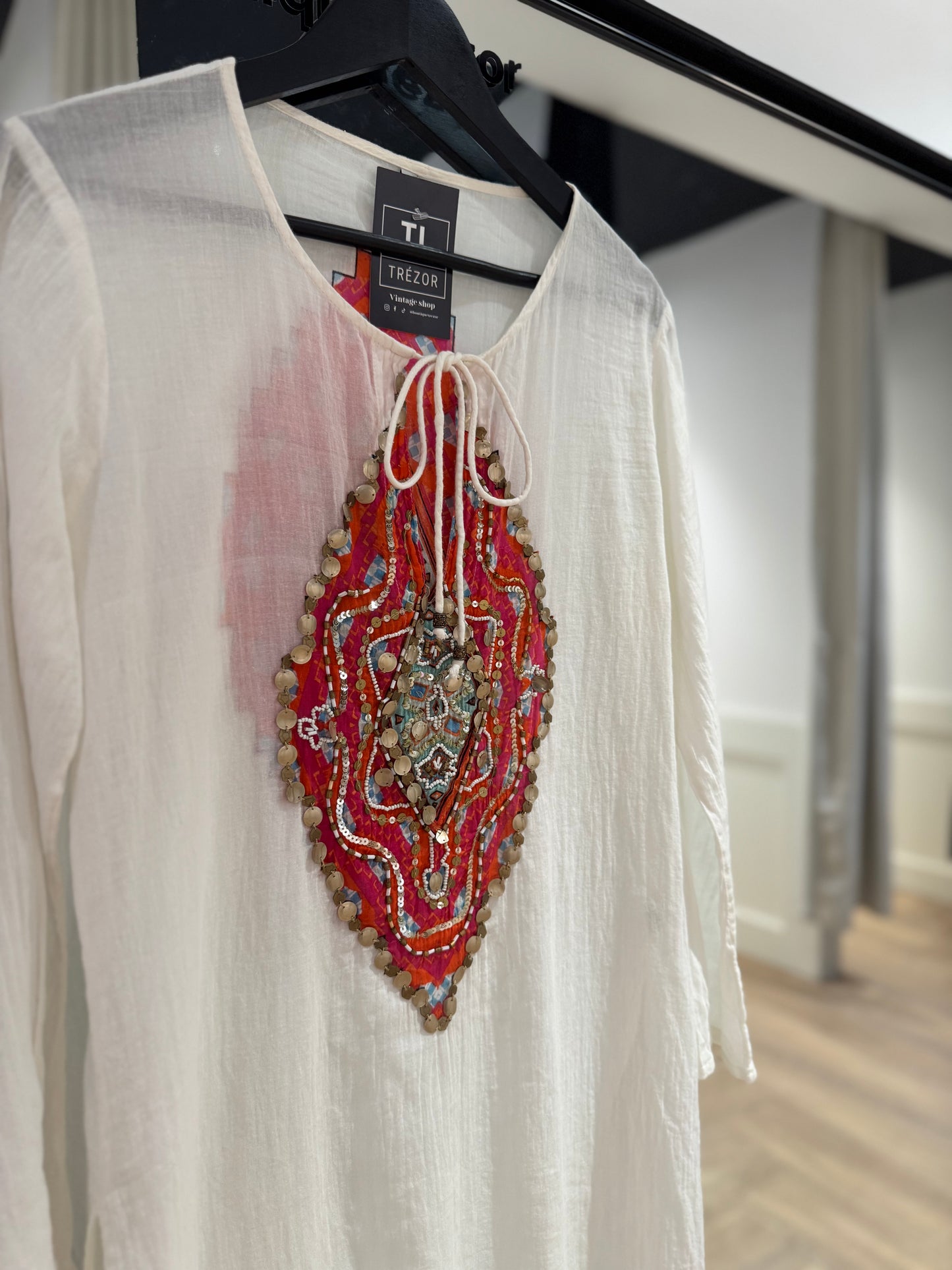 Blouse d’éte à broderies S/M