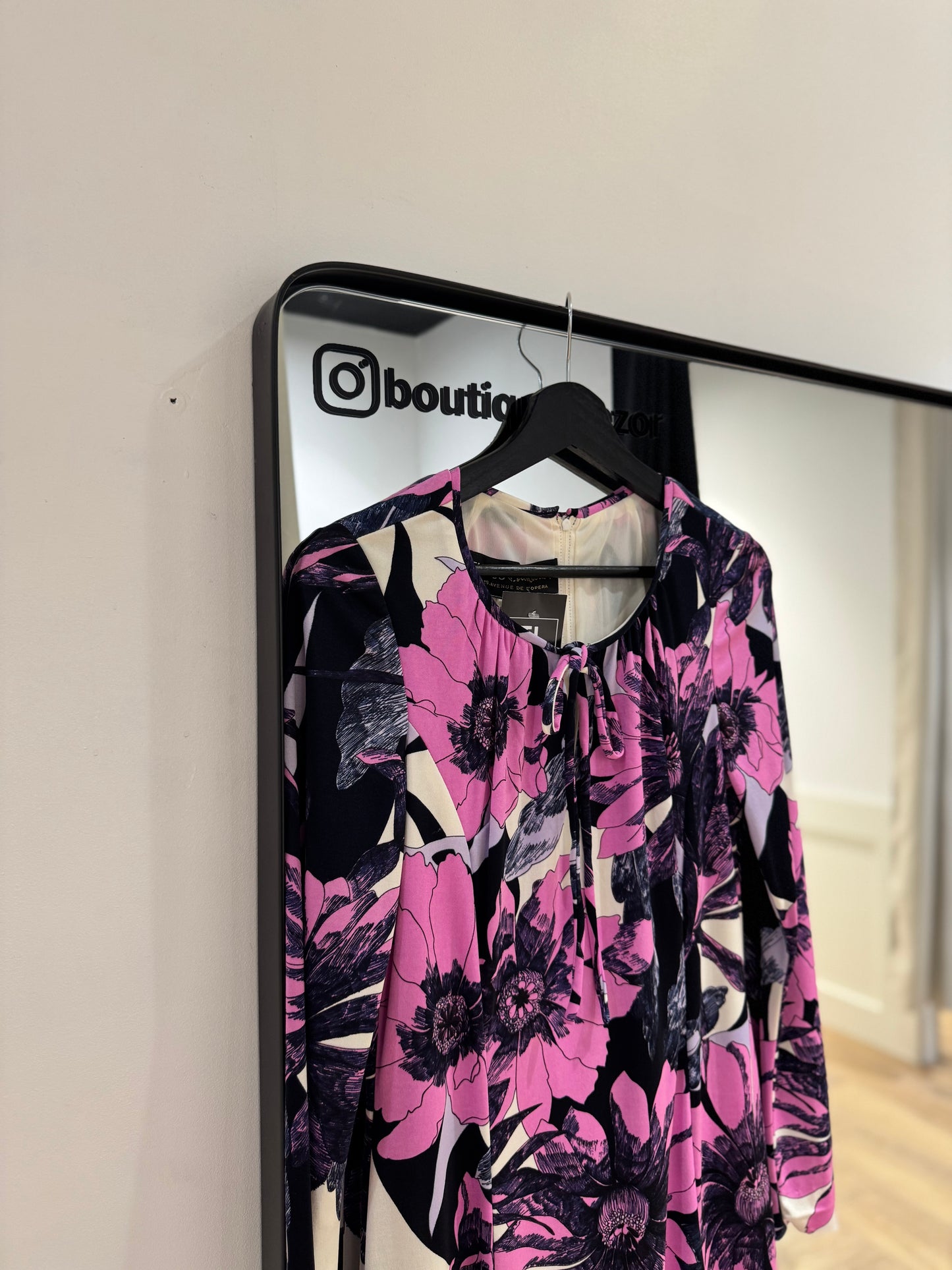 Robe longue vintage à motifs M