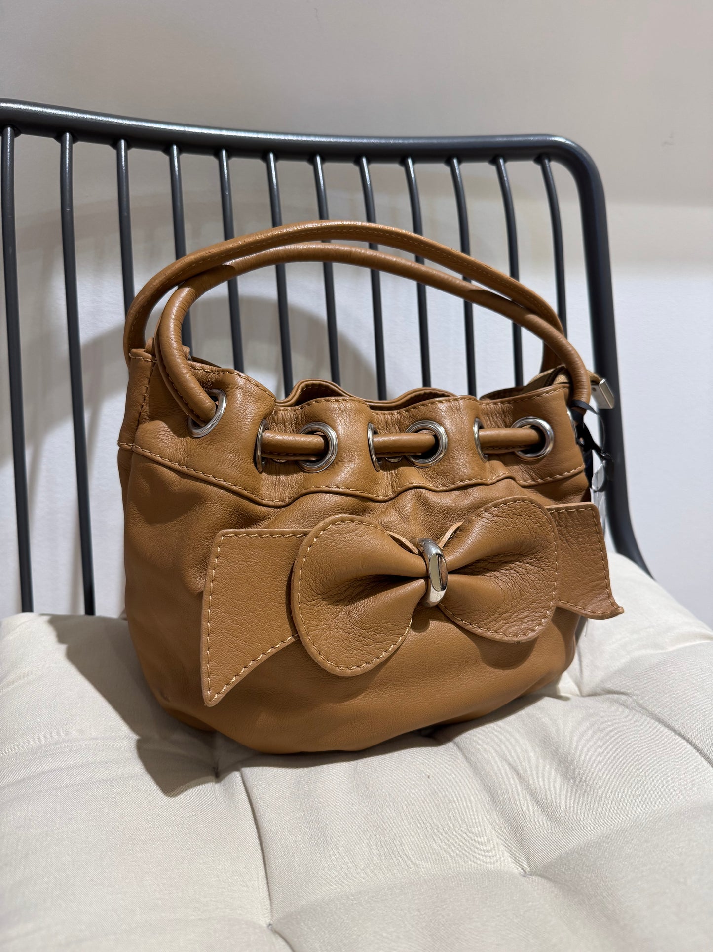 Sac à main en cuir vintage