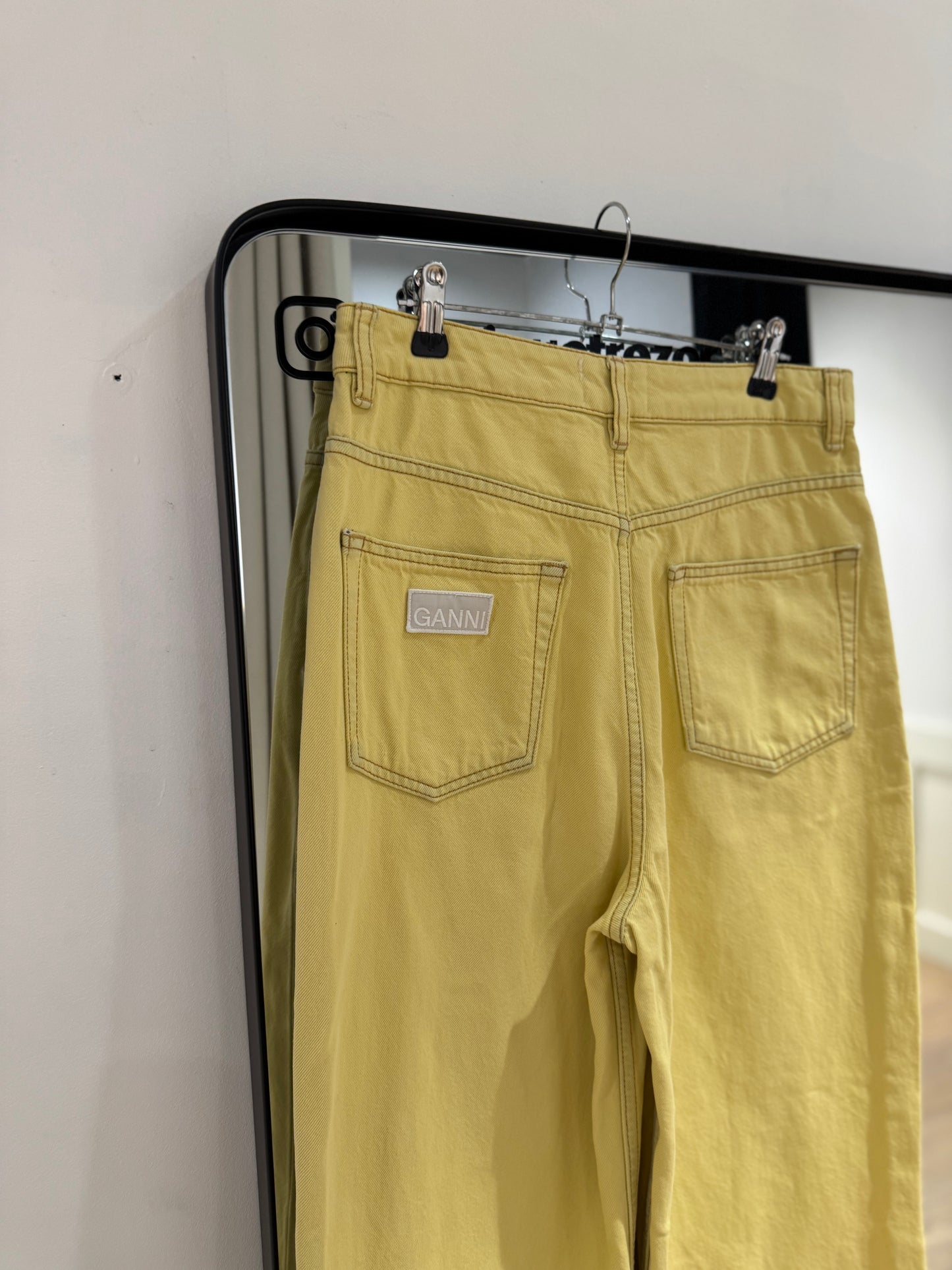 Pantalon GANNI jaune blé 38
