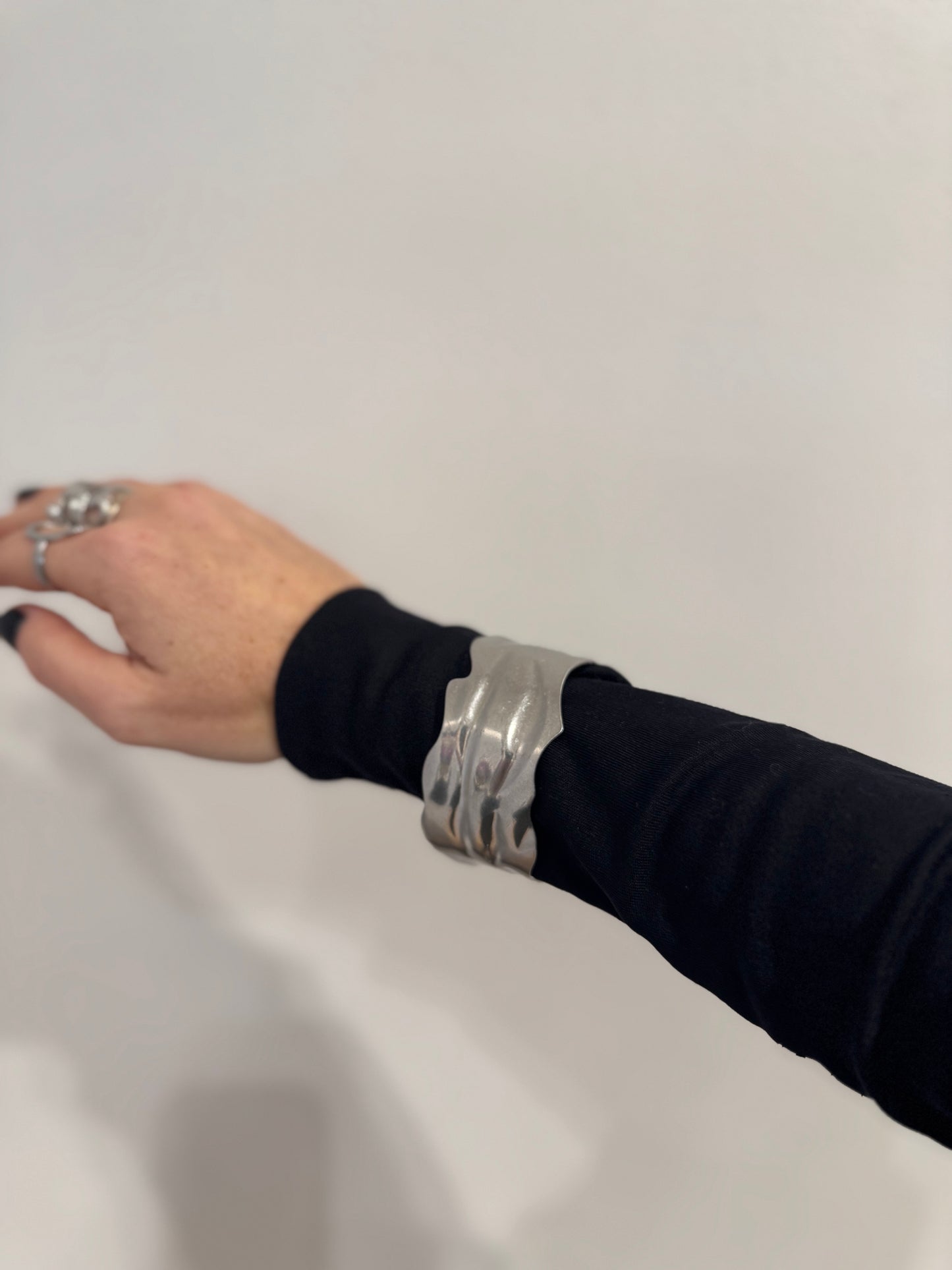 Bracelet manchette argenté