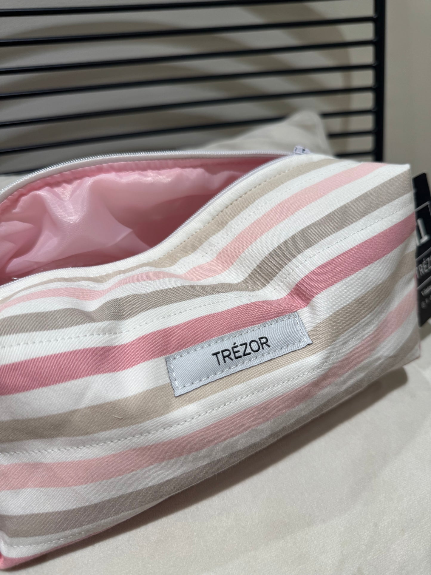 Trousse upcyclée Trézor