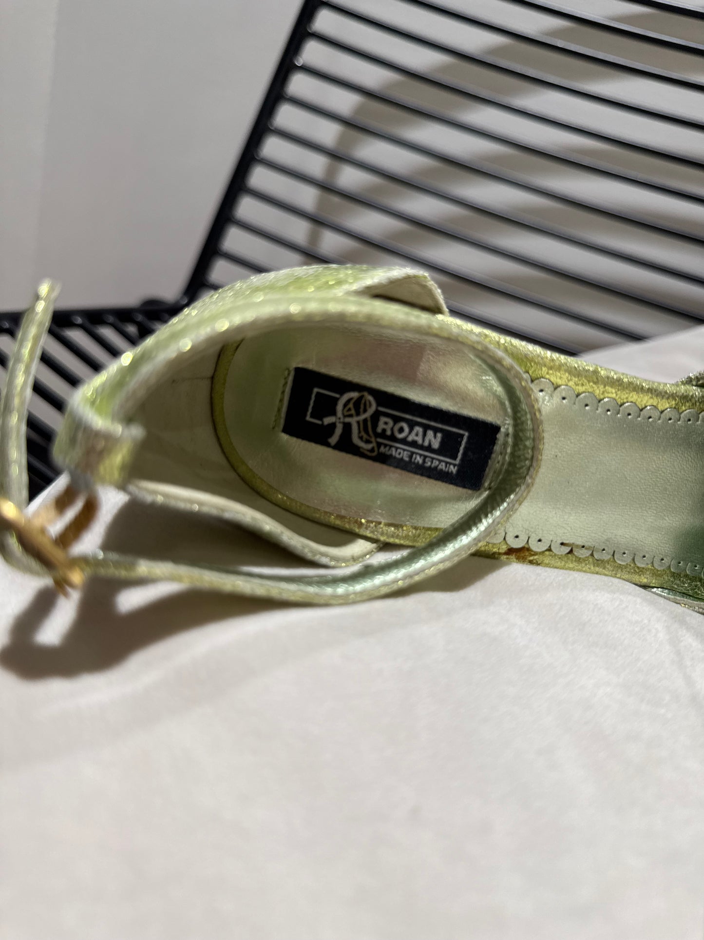 Chaussures vintage métallisées à talons 37