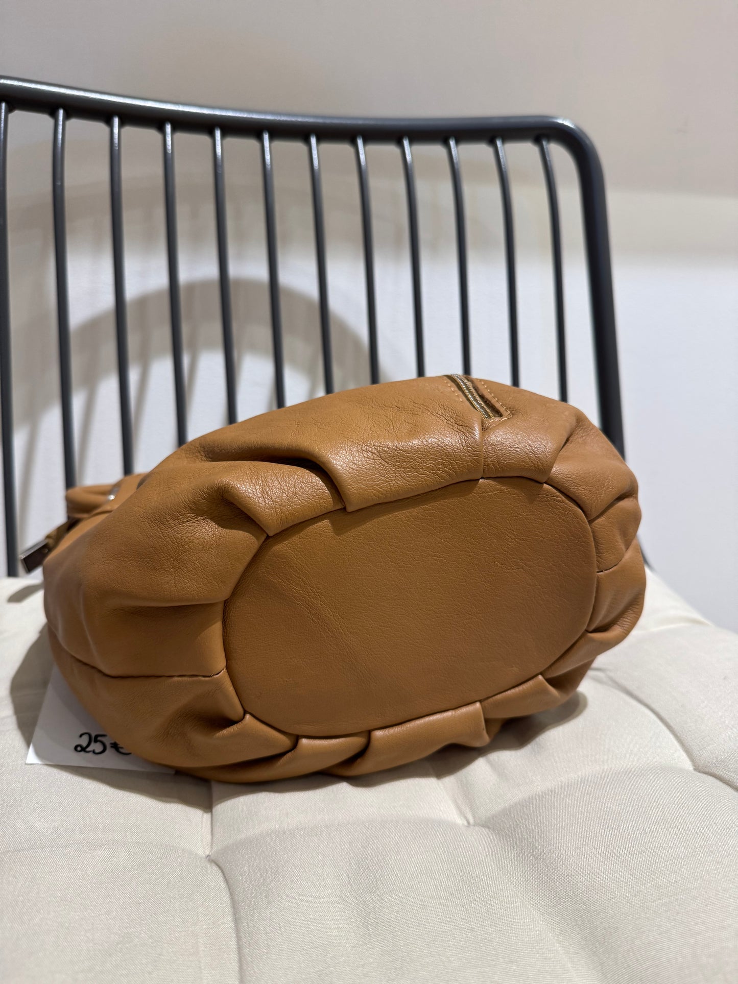 Sac à main en cuir vintage