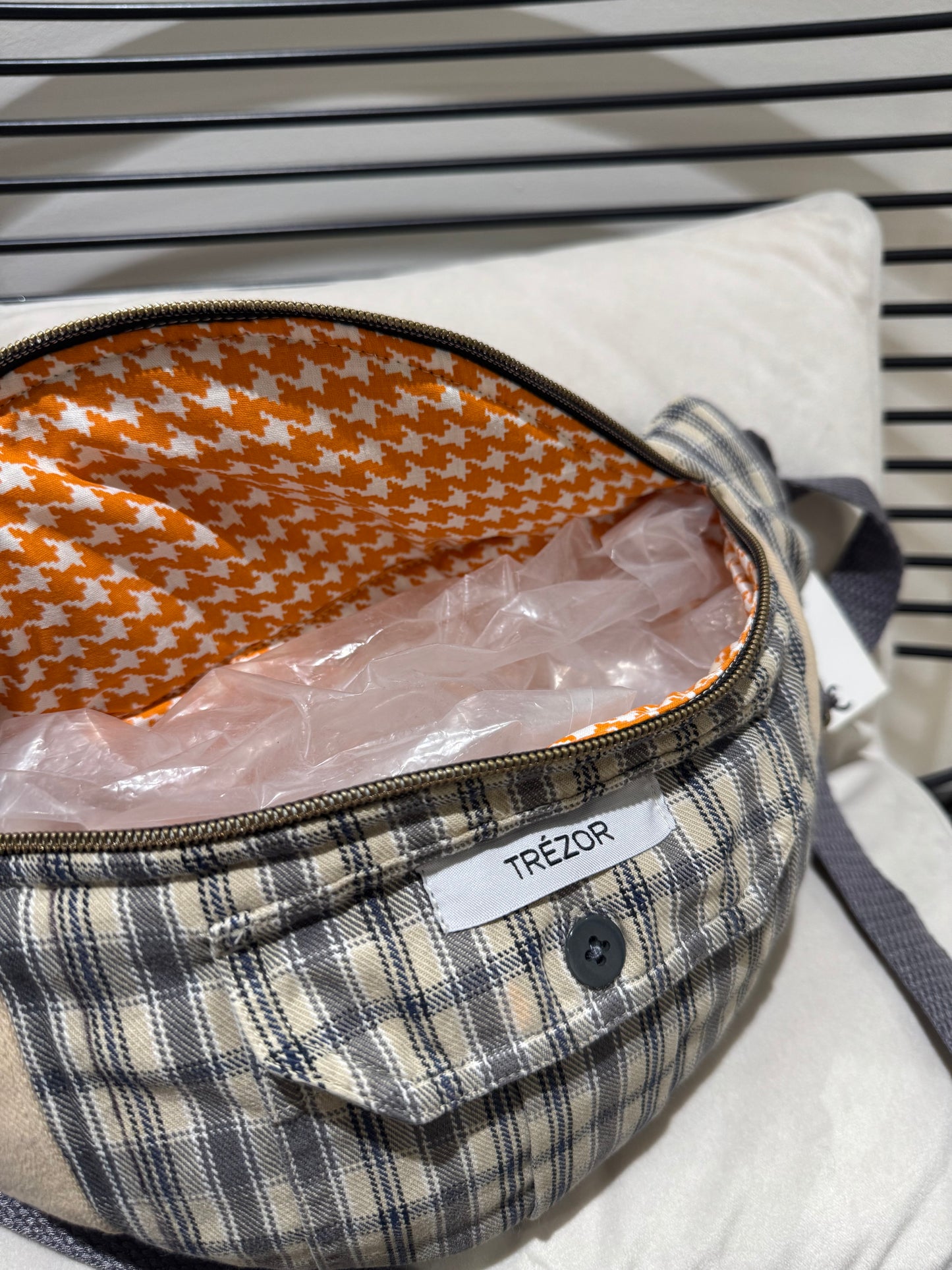 Sac banane en tissu upcycle
