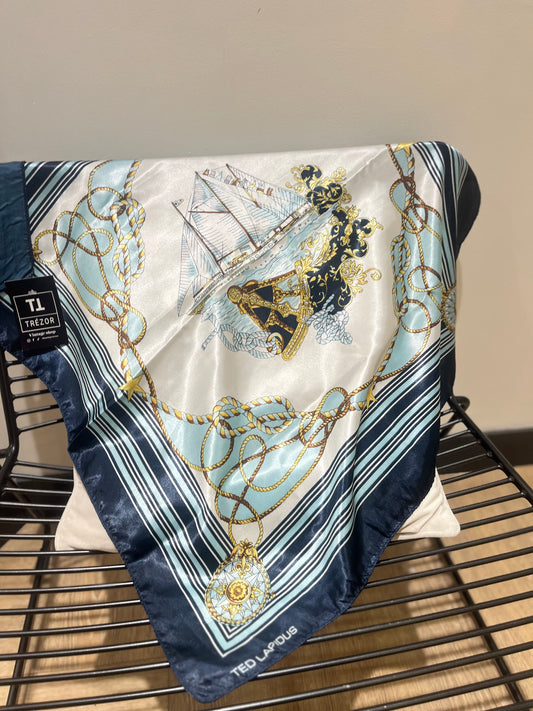 Foulard à motifs marins