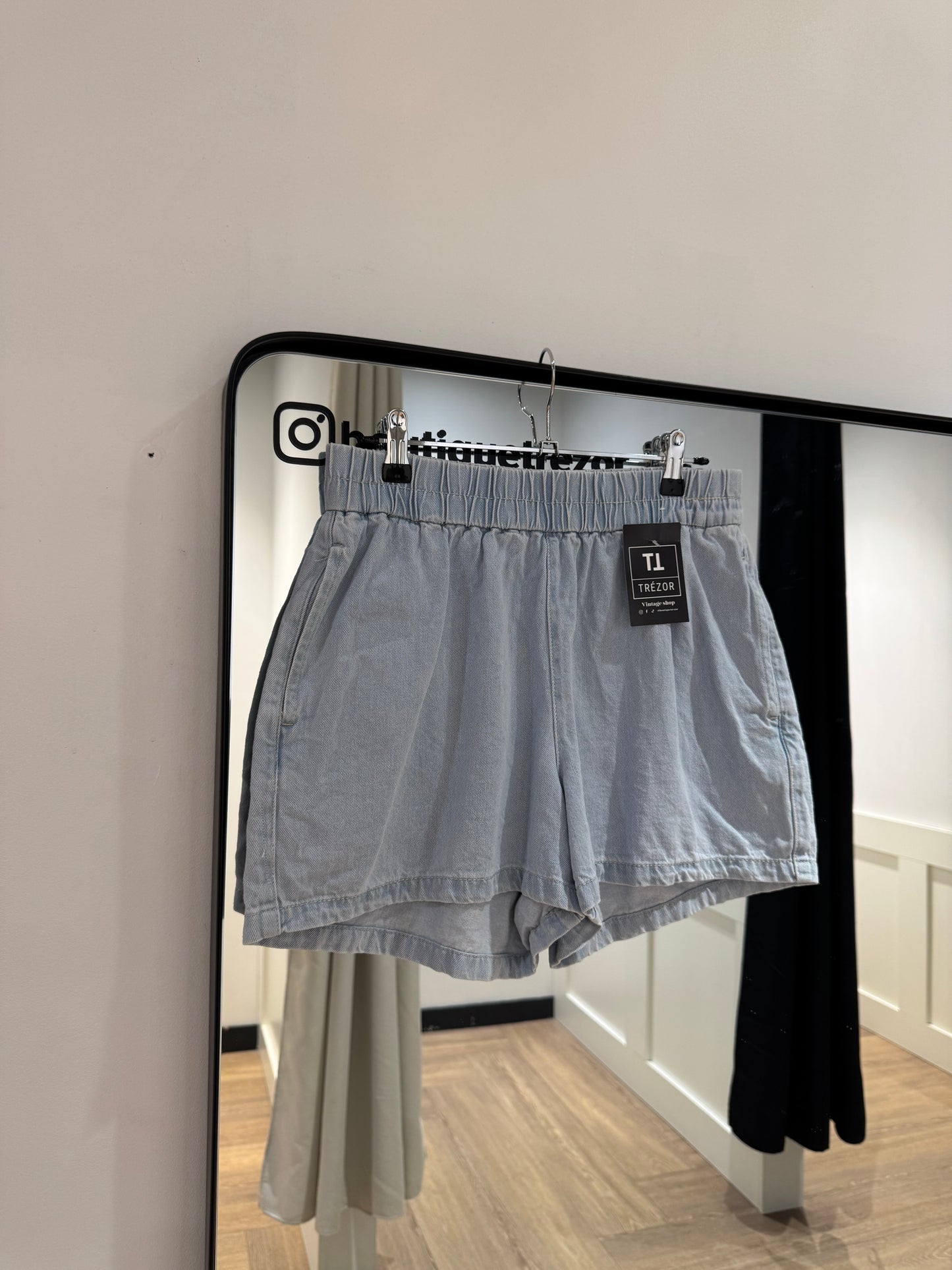 Short en jean clair 36