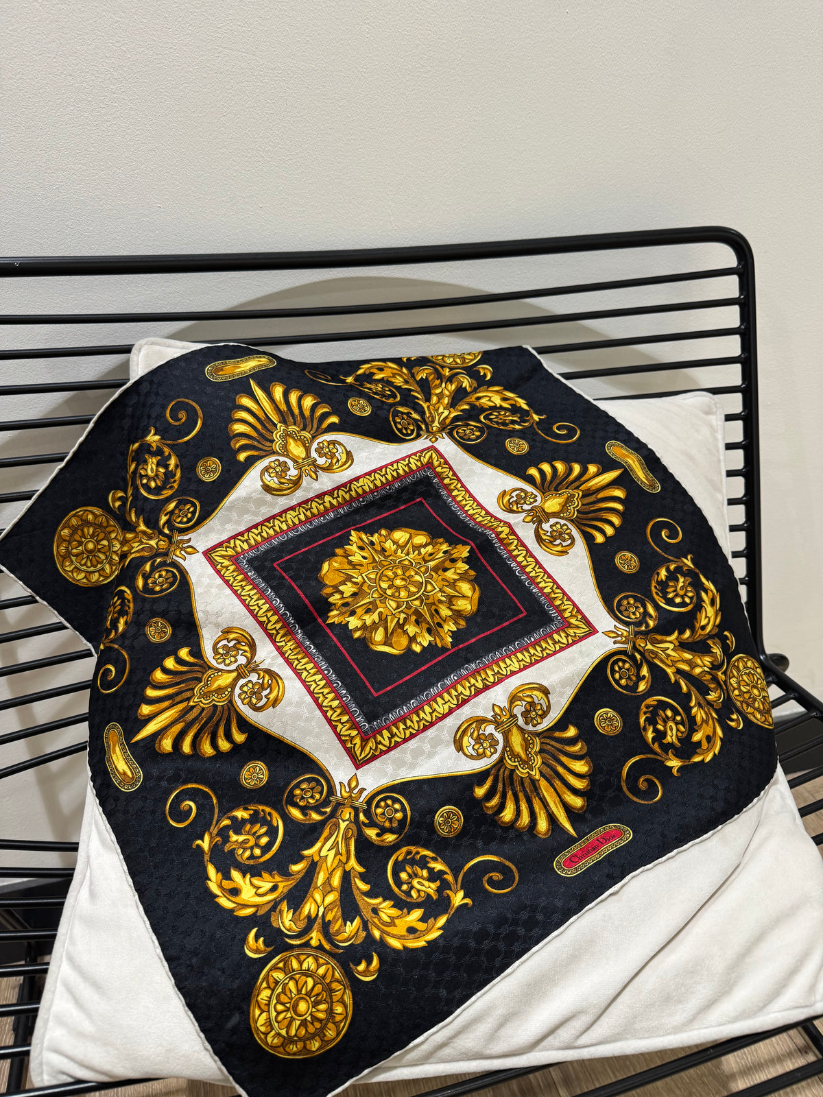 Petit foulard Dior texturé en soie