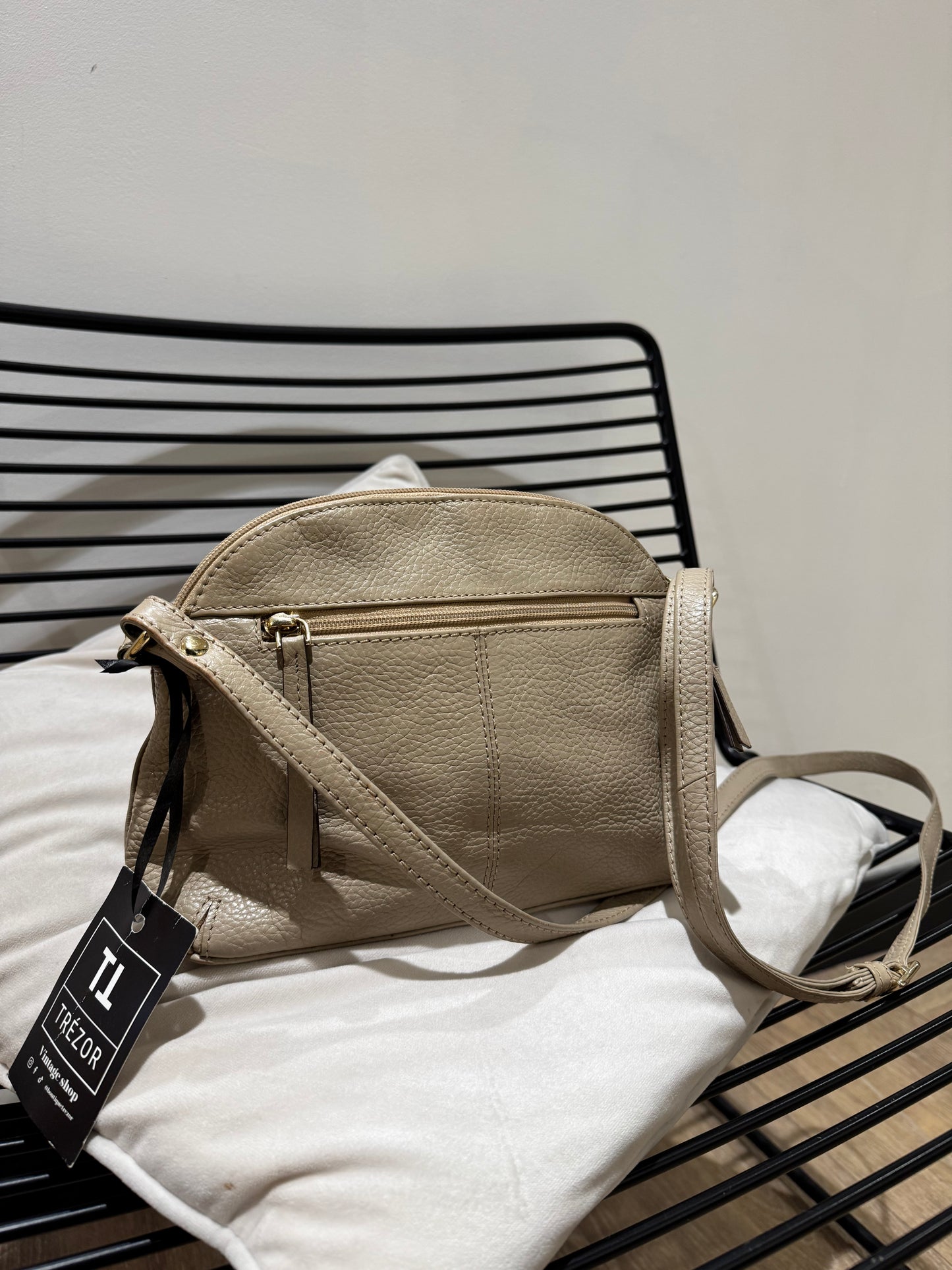 Sac bandoulière en cuir beige