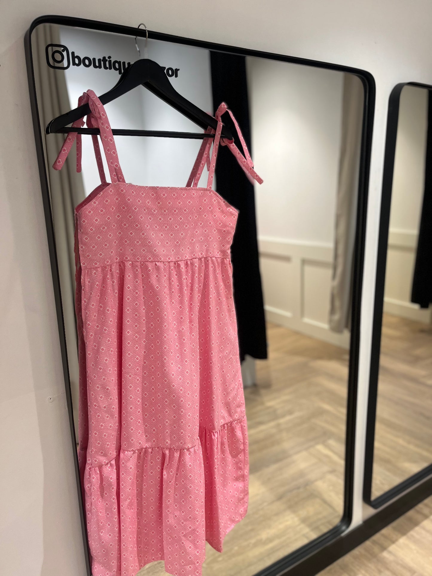 Robe longue vintage à motifs M