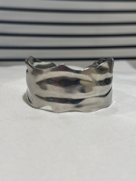 Bracelet manchette argenté