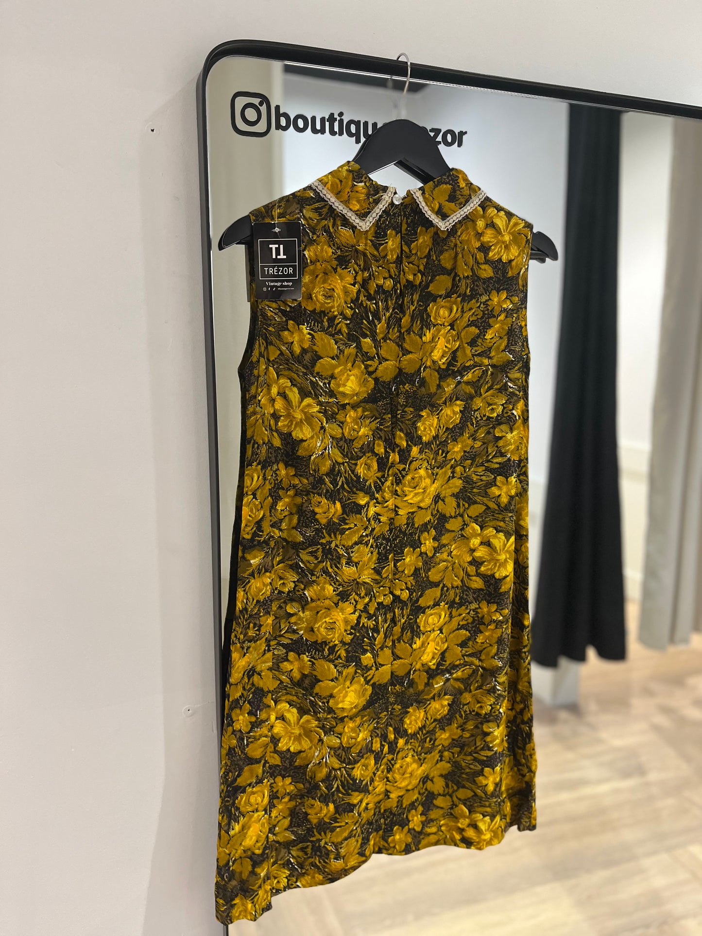 Robe vintage à fleurs S