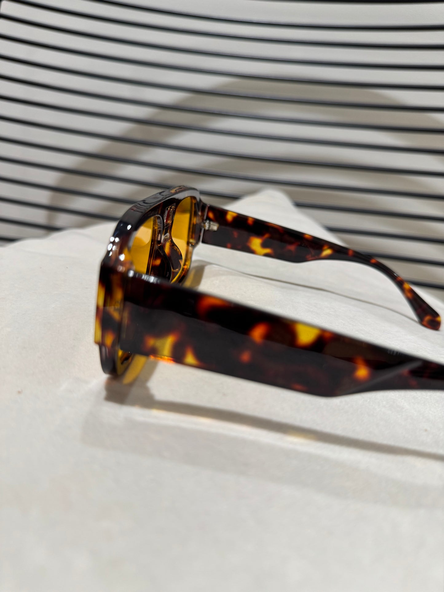 Lunettes de soleil écaille marron