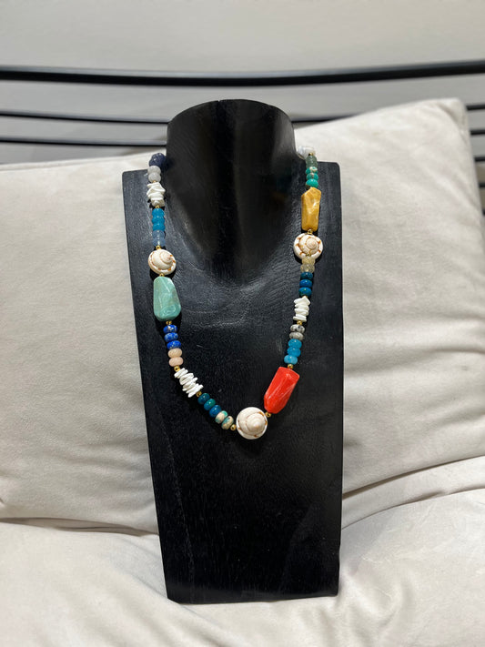 Collier perles & coquillages