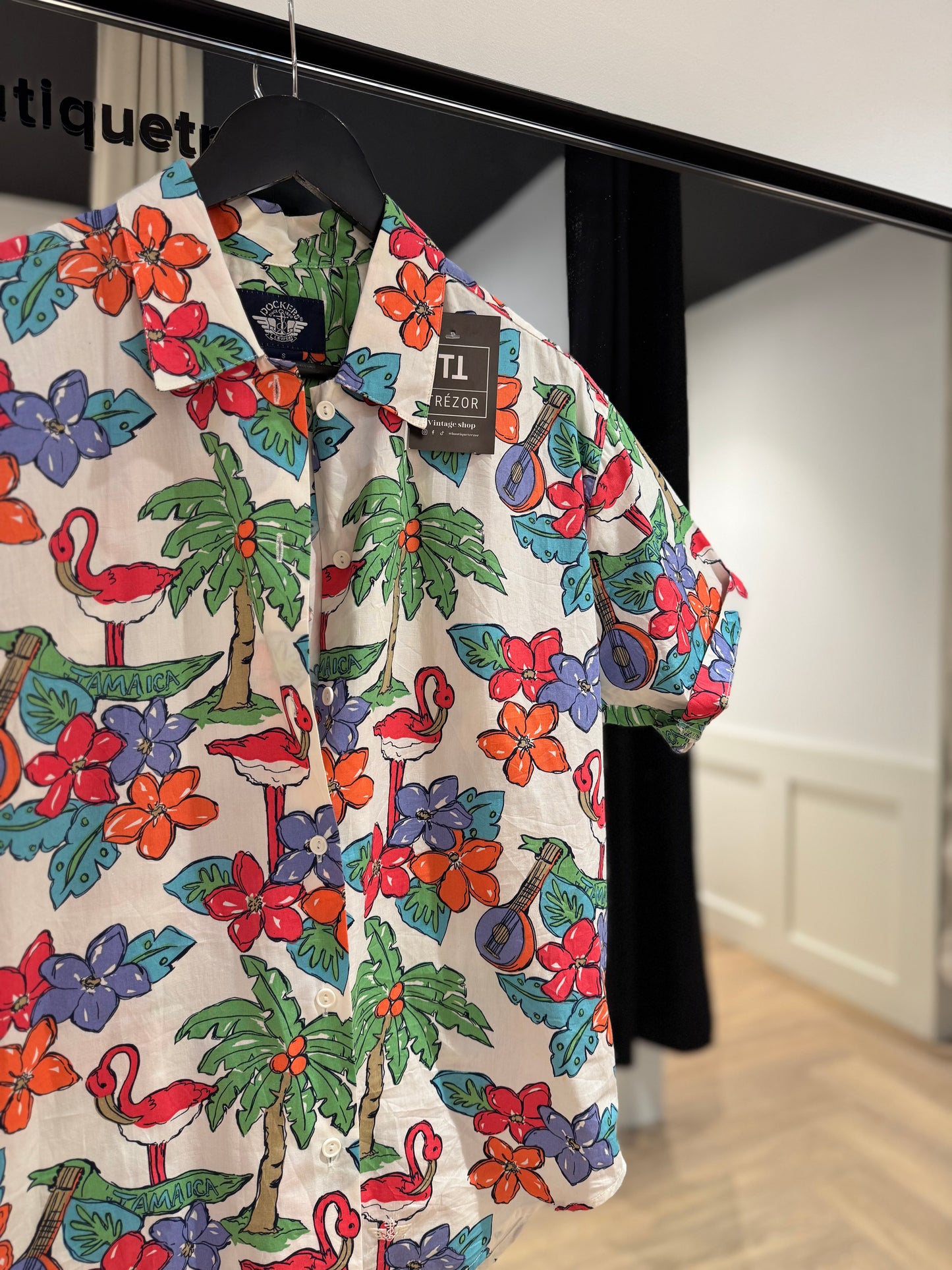 Chemise à fleurs hawaïennes S