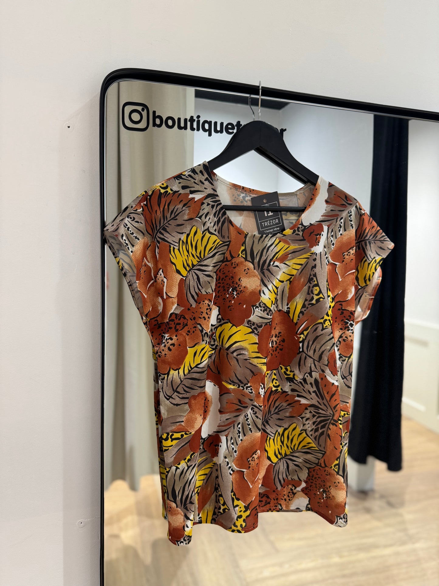 Top vintage à motifs fleurs L
