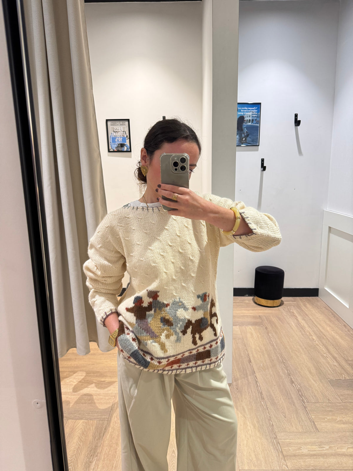 Pull d’hiver vintage à motifs M