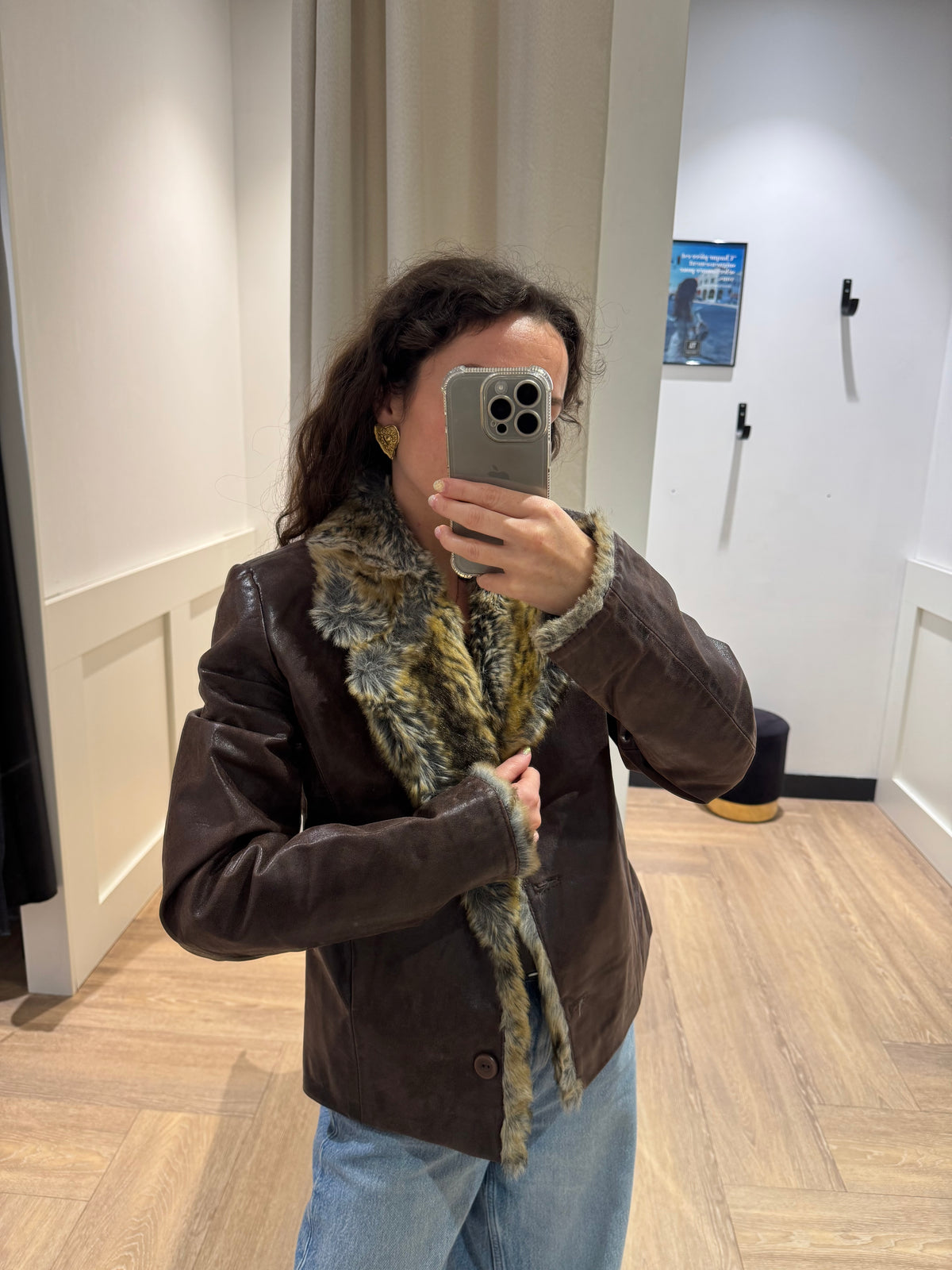 Veste en cuir vintage avec fausse fourrure M