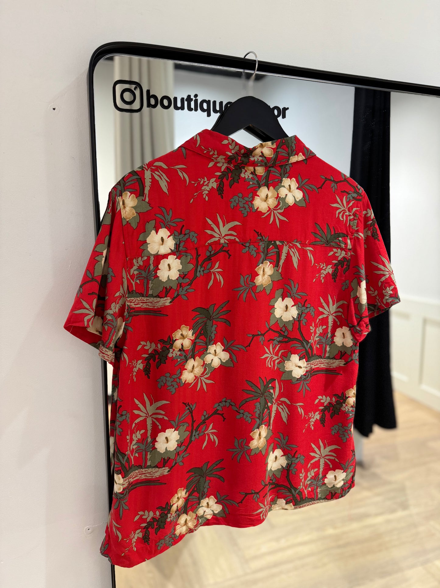 Chemise à fleurs hawaïennes L