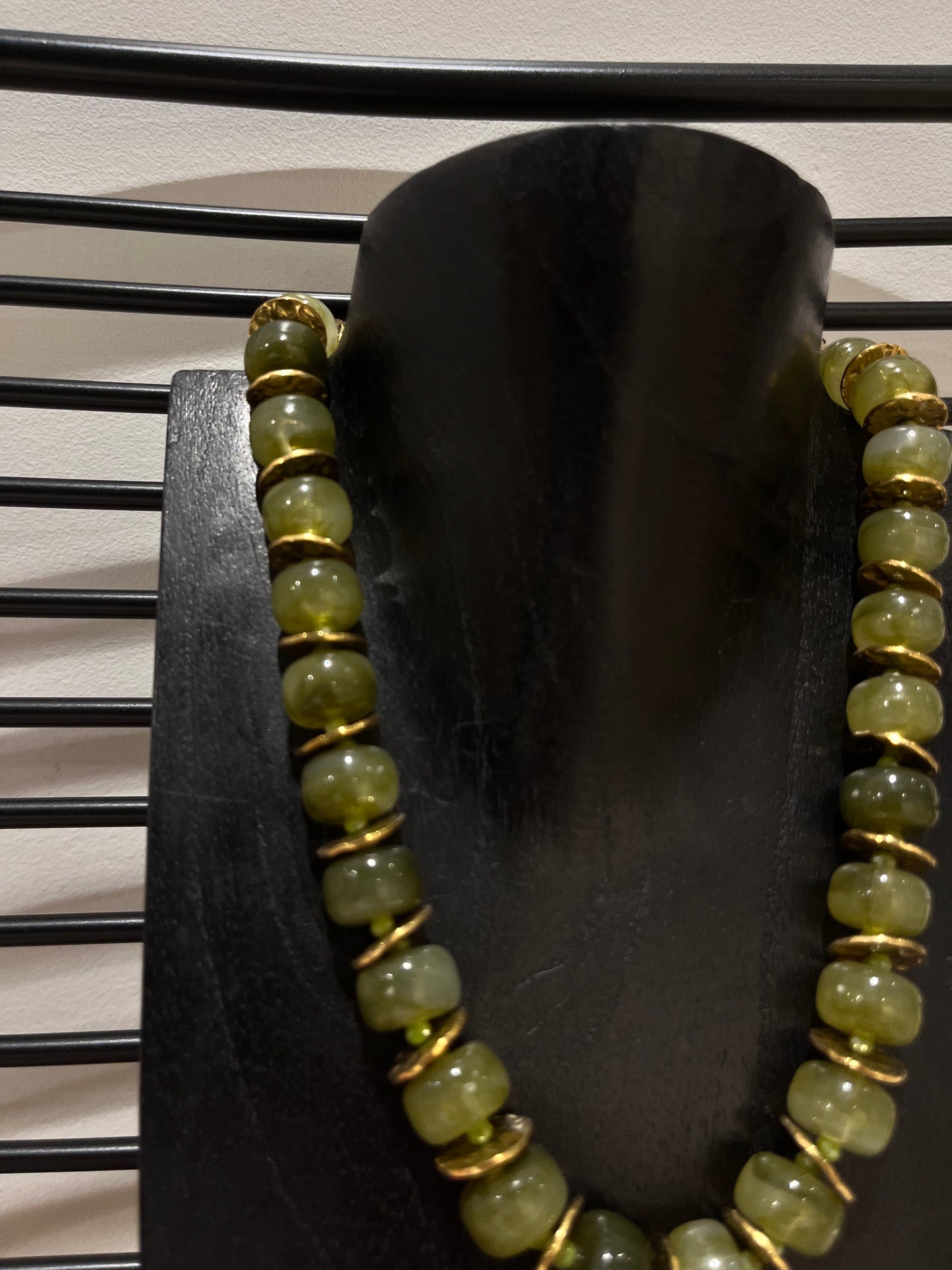 Collier à perle verte