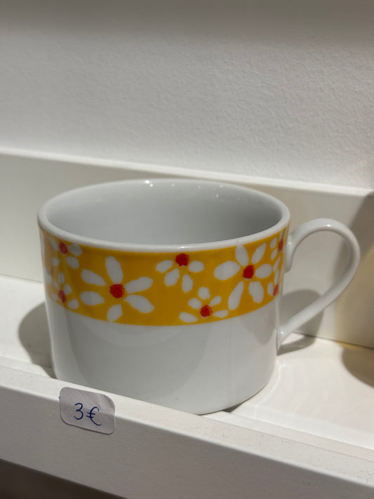 Tasse vintage fleurs en porcelaine