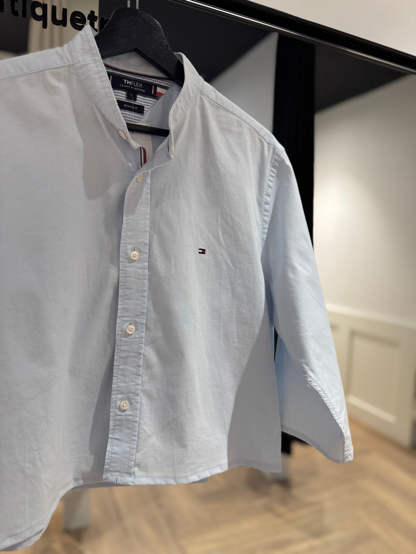 Chemise Tommy Hilfiger upcyclée M/L