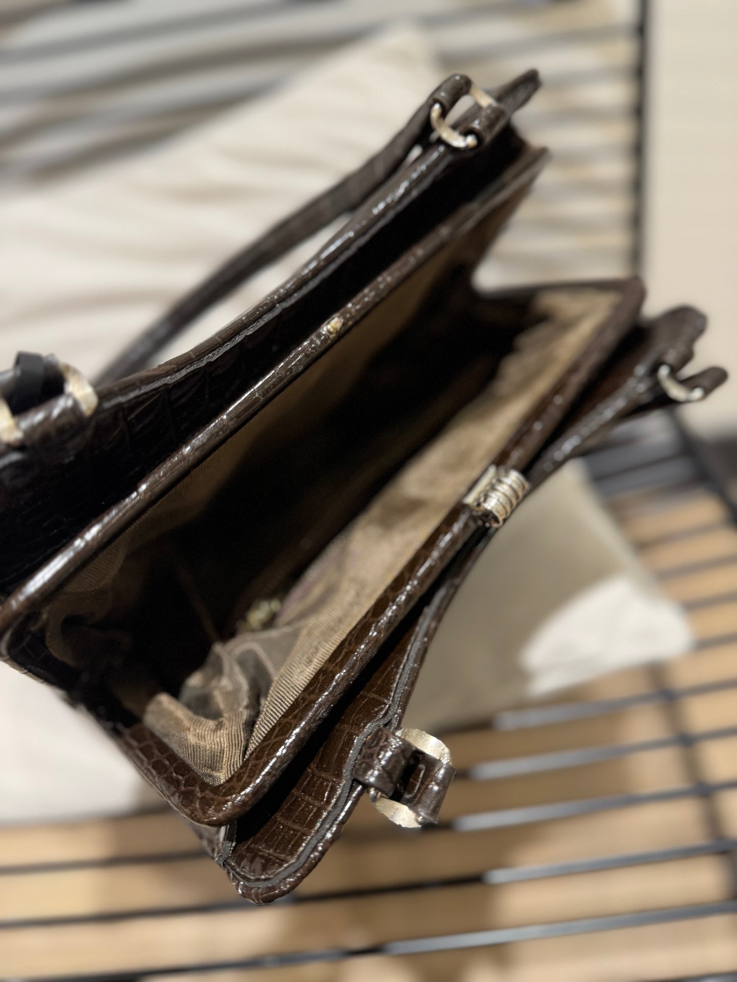 Sac à main vintage marron vernis