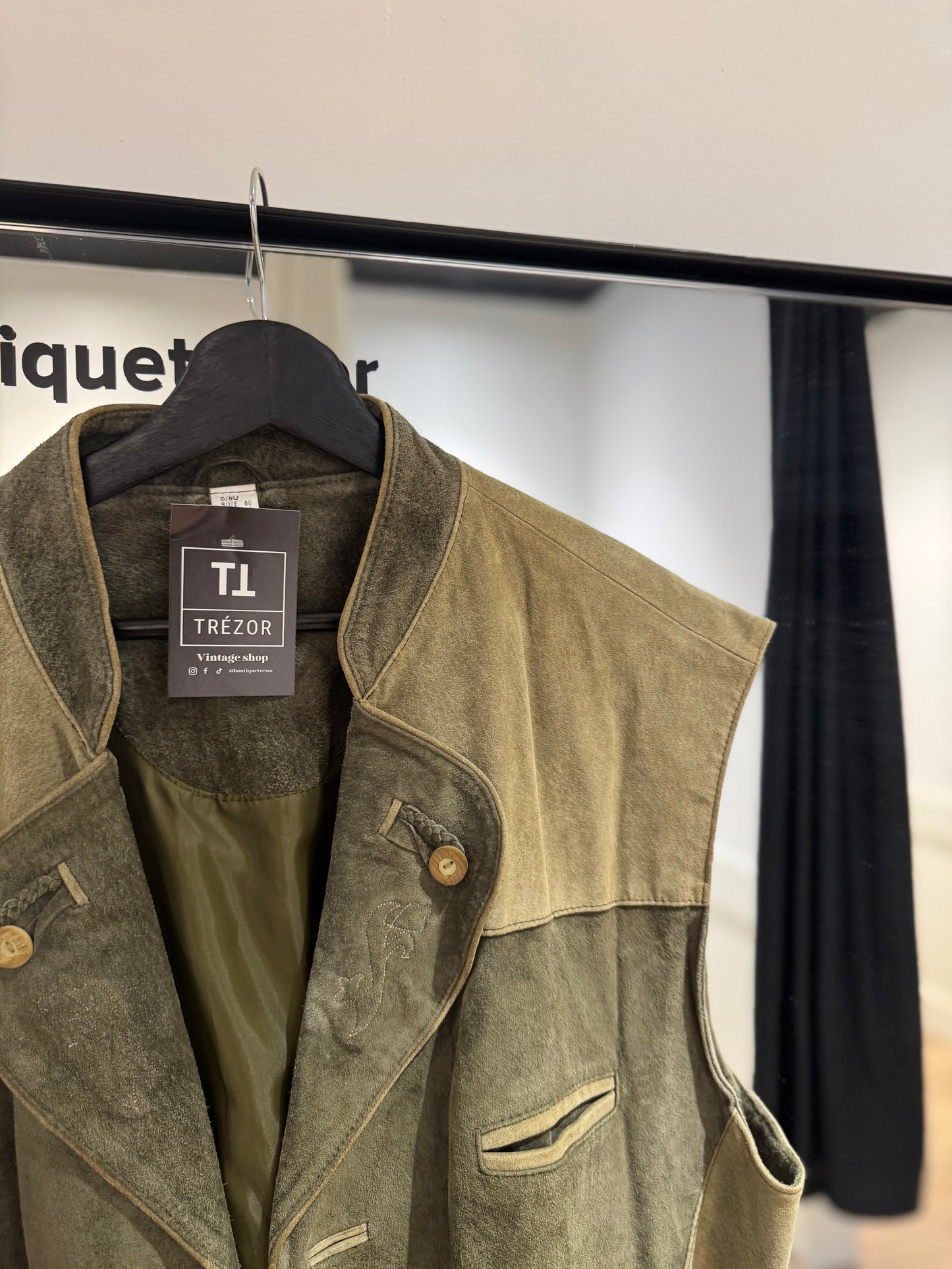 Veste sans manches en cuir XL