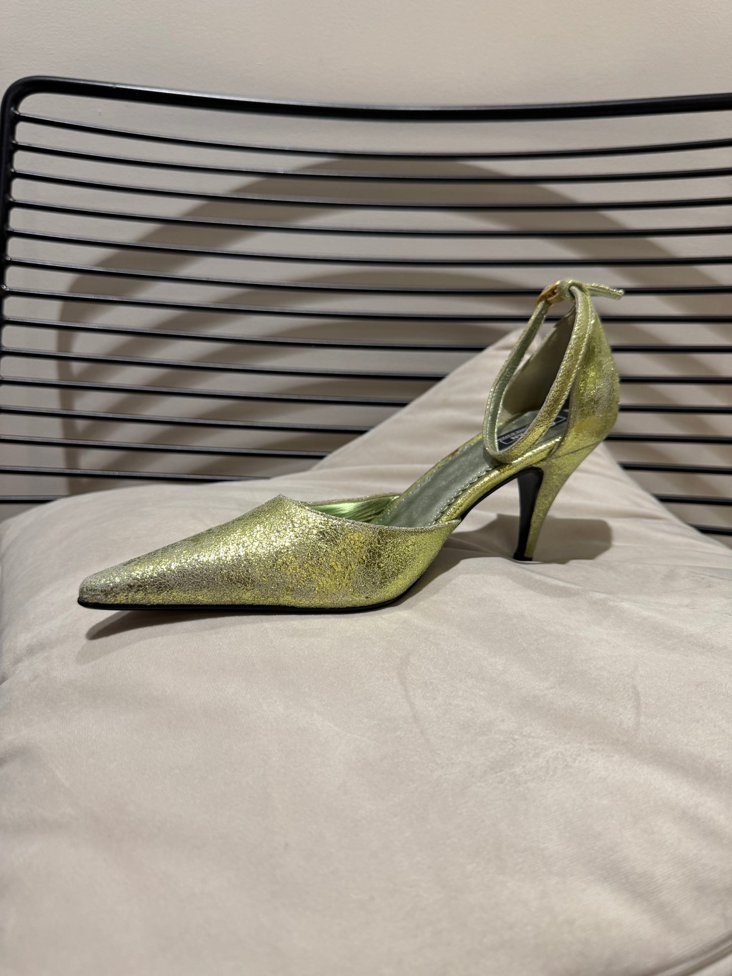 Chaussures vintage métallisées à talons 37