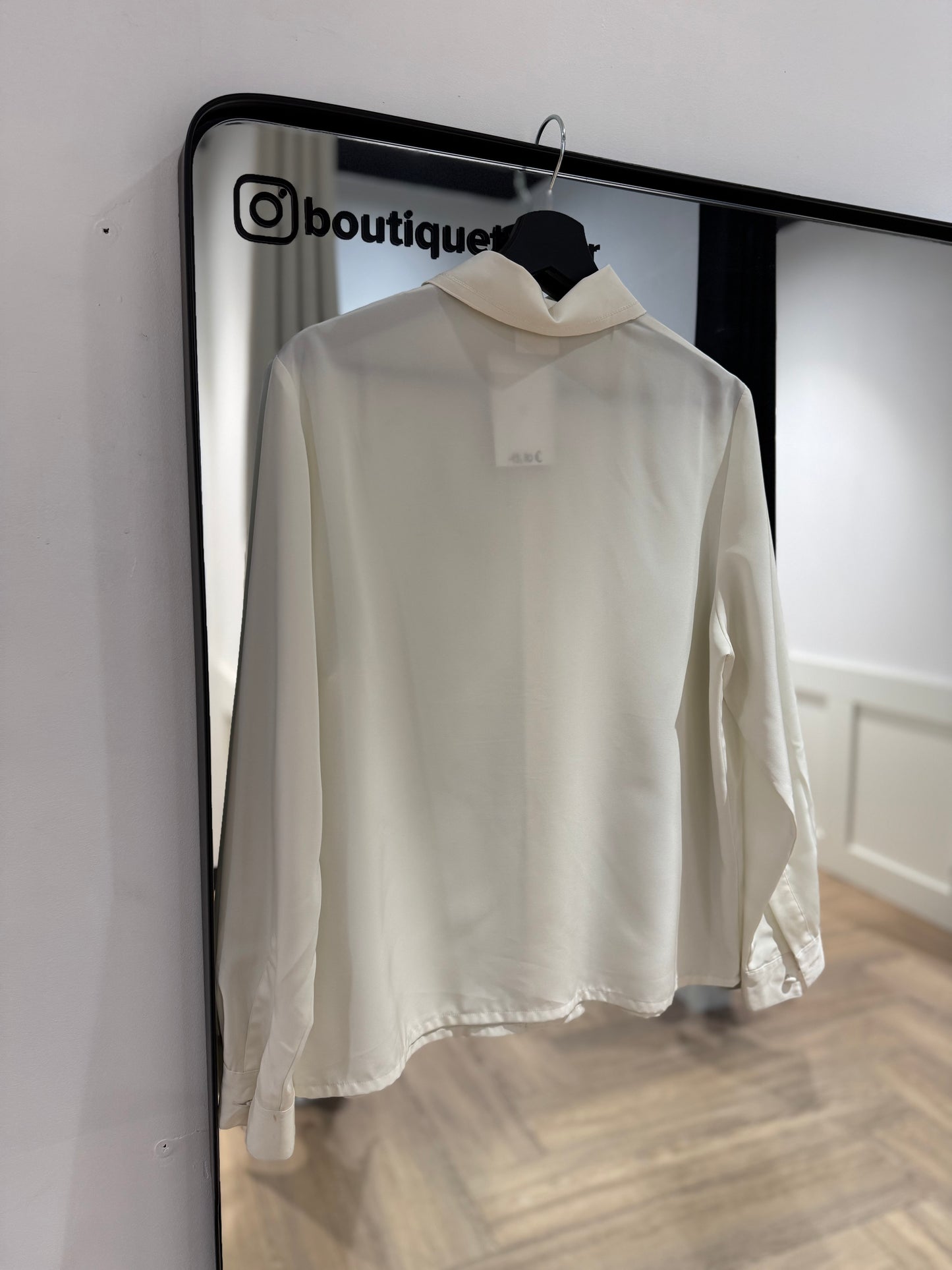 Chemise vintage à broderies M