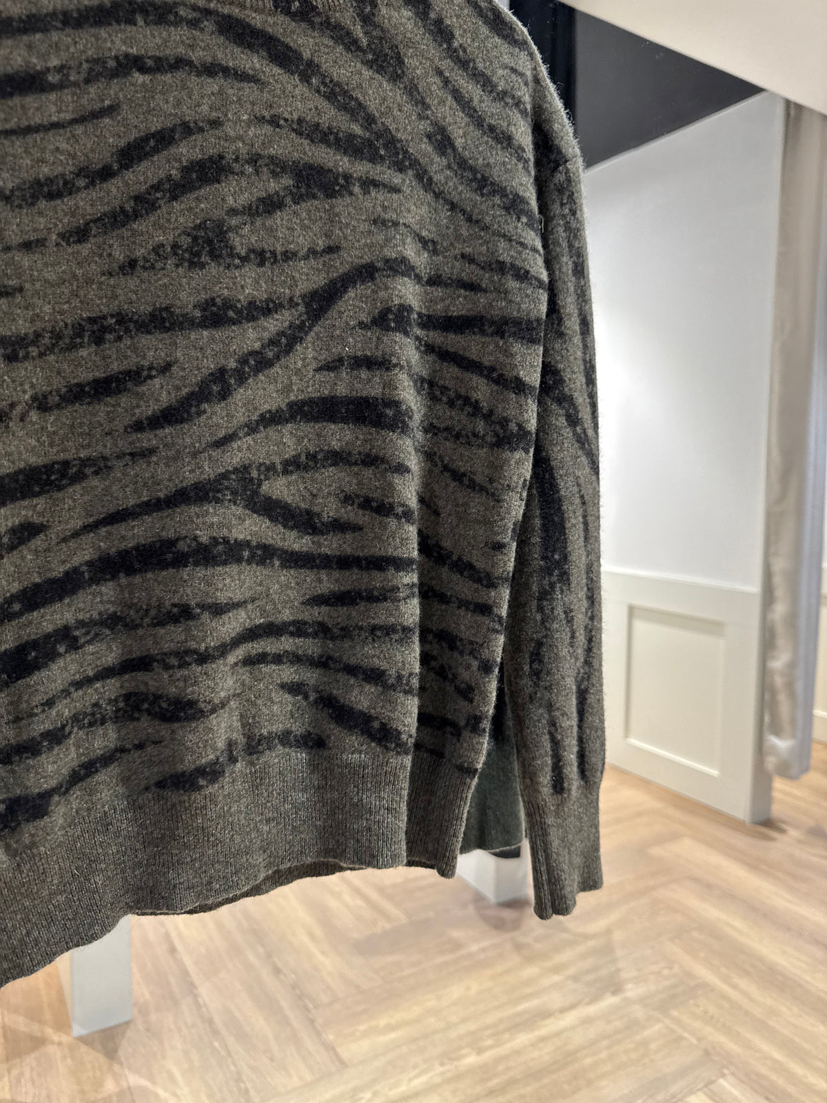 Pull zèbre en cachemire XS/S