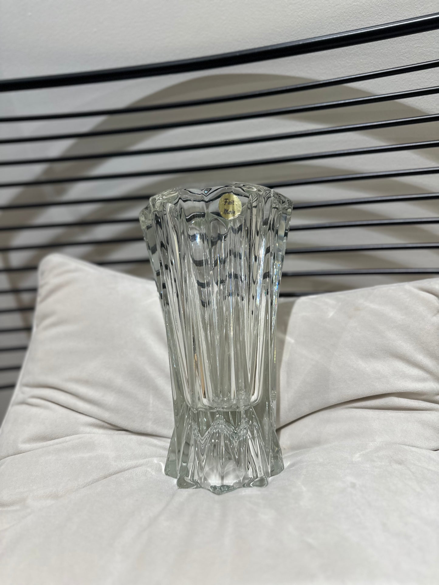 Vase vintage fait main en verre