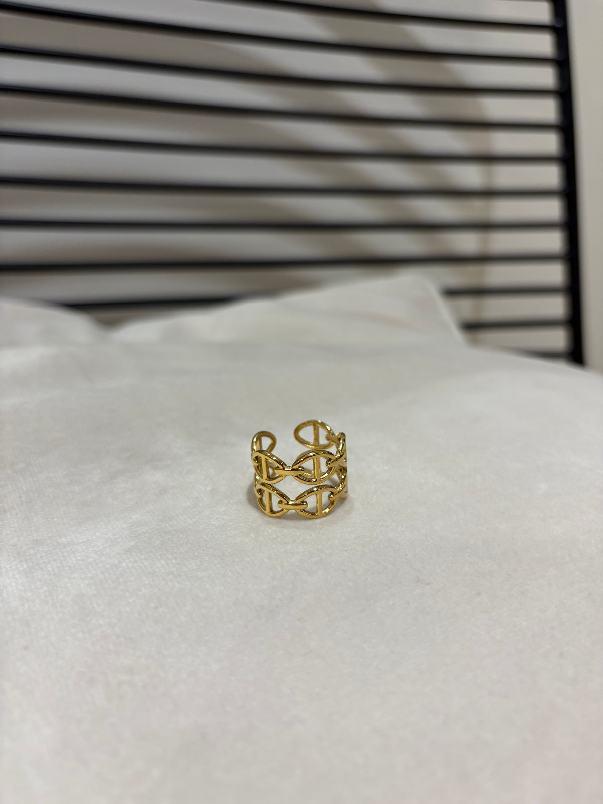 Bague doré réglable