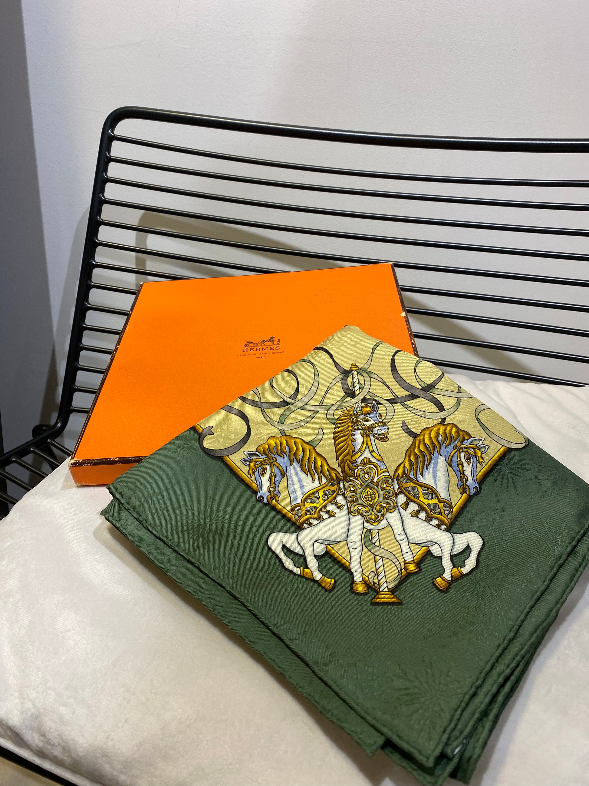 Carré online soie hermes