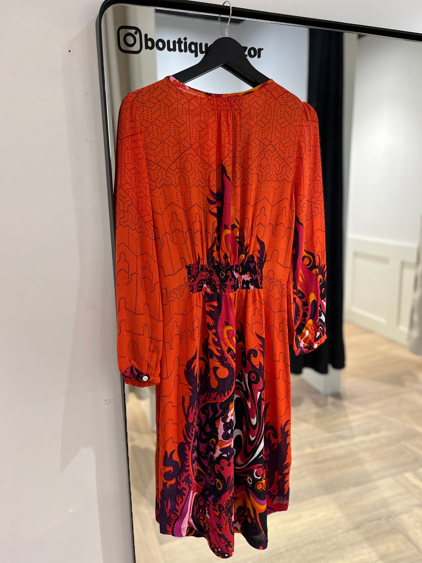 Robe légère à motifs M